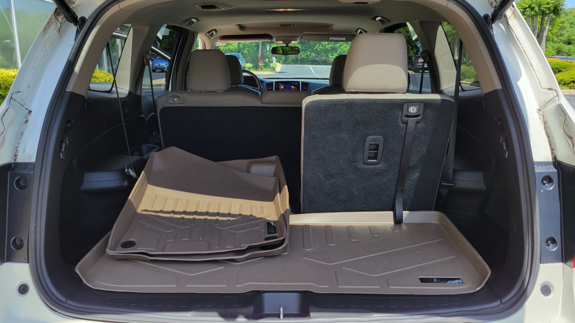 Used 2017 Honda PILOT EX-L AWD / 3.5L V6 / AUTO / SUNROOF / 3-ROW / REARVIEW for sale Sold at Formula Imports in Charlotte NC 28227 24
