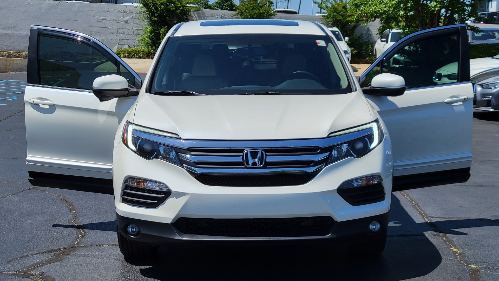 Used 2017 Honda PILOT EX-L AWD / 3.5L V6 / AUTO / SUNROOF / 3-ROW / REARVIEW for sale Sold at Formula Imports in Charlotte NC 28227 28