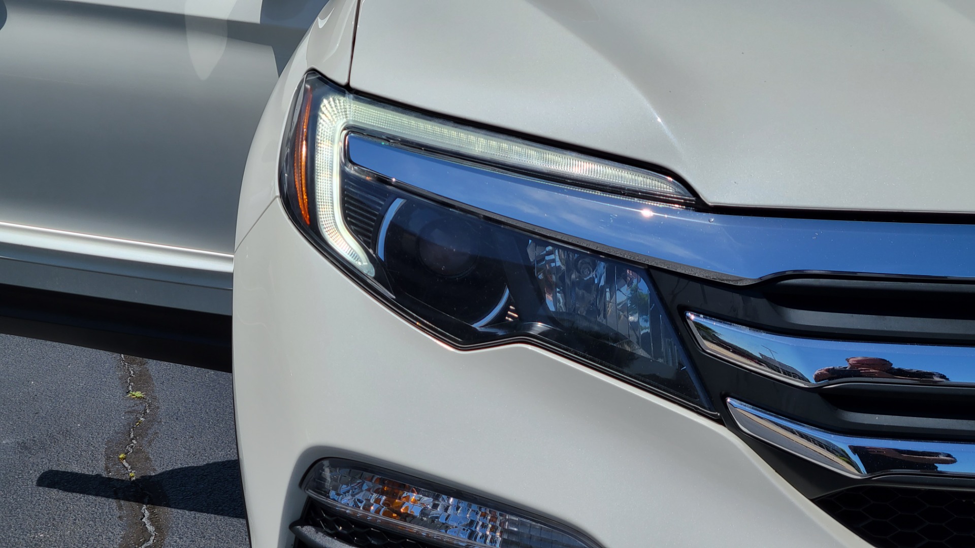 Used 2017 Honda PILOT EX-L AWD / 3.5L V6 / AUTO / SUNROOF / 3-ROW / REARVIEW for sale Sold at Formula Imports in Charlotte NC 28227 29