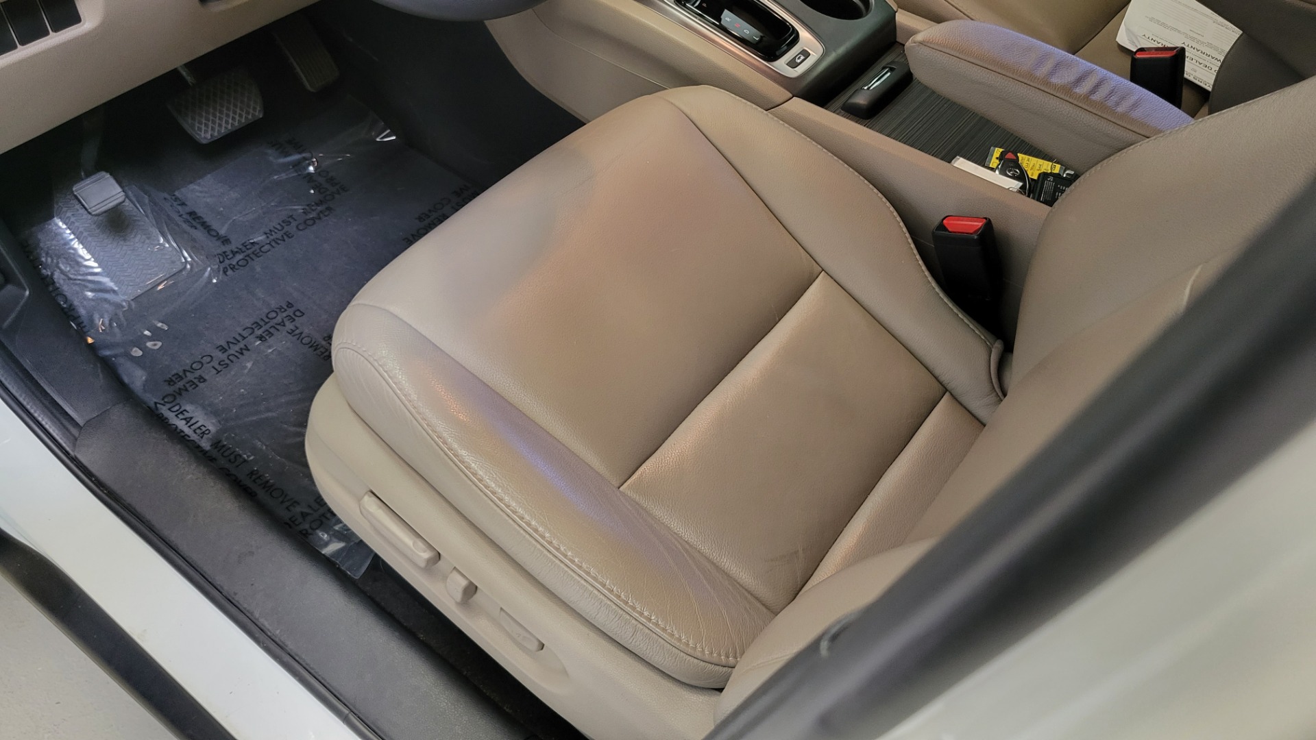 Used 2017 Honda PILOT EX-L AWD / 3.5L V6 / AUTO / SUNROOF / 3-ROW / REARVIEW for sale Sold at Formula Imports in Charlotte NC 28227 37