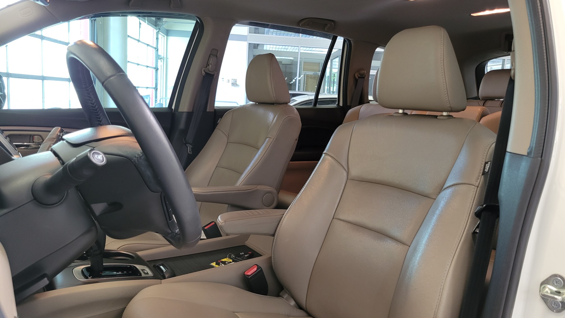 Used 2017 Honda PILOT EX-L AWD / 3.5L V6 / AUTO / SUNROOF / 3-ROW / REARVIEW for sale Sold at Formula Imports in Charlotte NC 28227 39