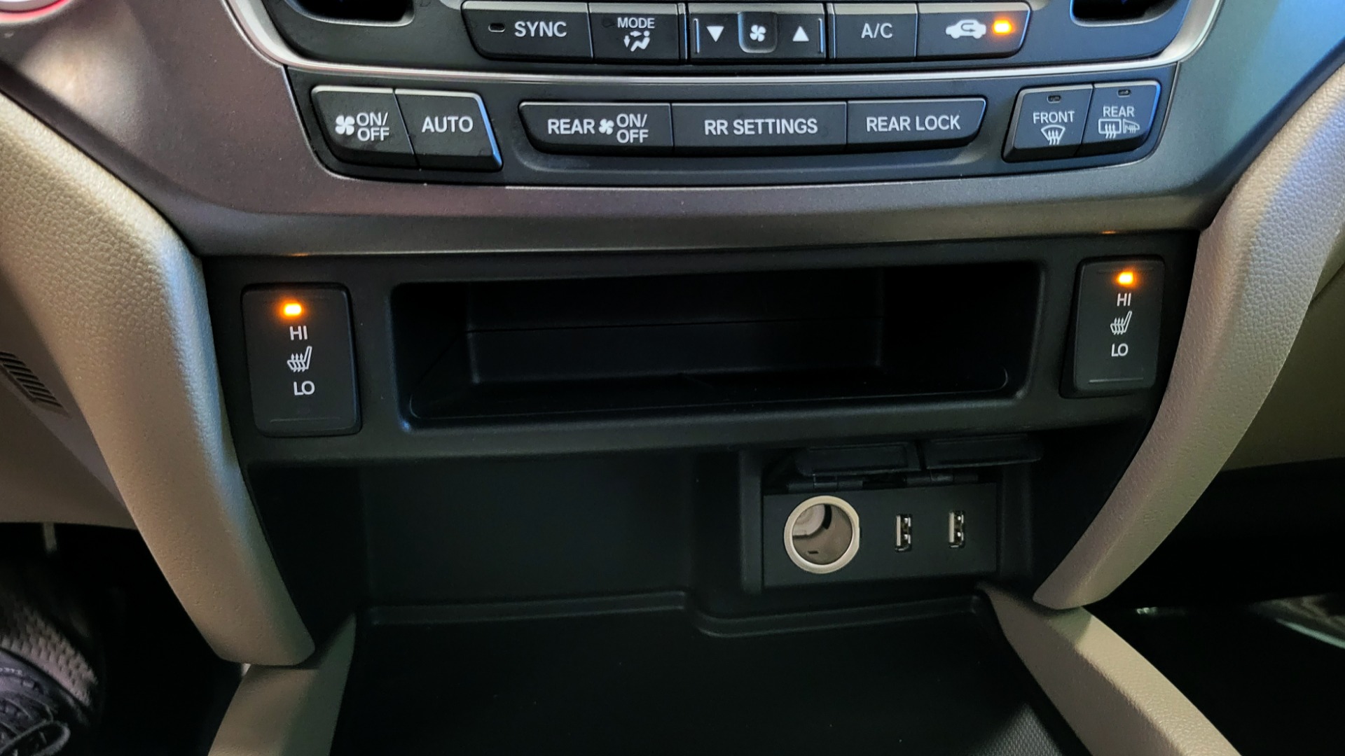 Used 2017 Honda PILOT EX-L AWD / 3.5L V6 / AUTO / SUNROOF / 3-ROW / REARVIEW for sale Sold at Formula Imports in Charlotte NC 28227 50