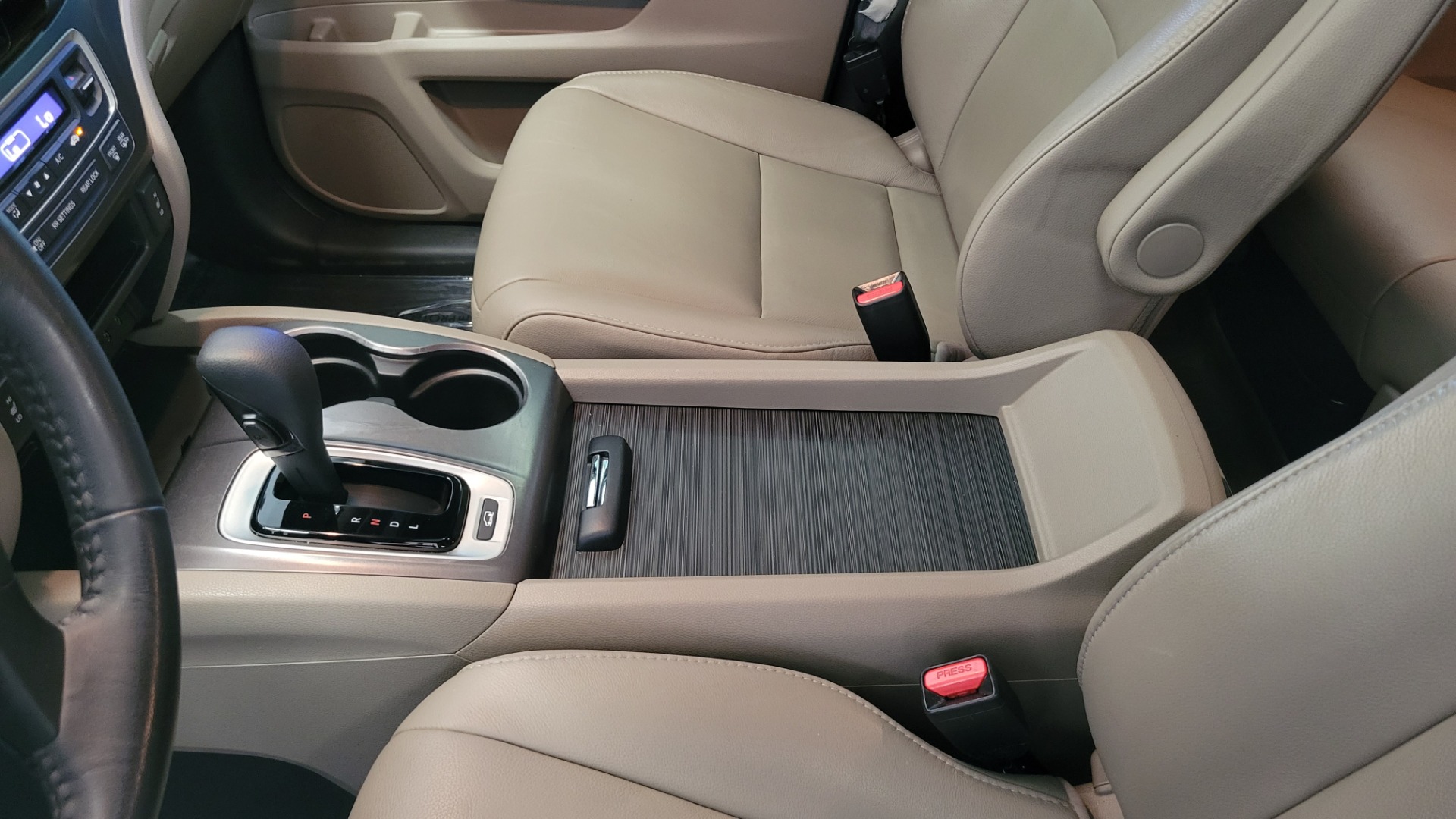 Used 2017 Honda PILOT EX-L AWD / 3.5L V6 / AUTO / SUNROOF / 3-ROW / REARVIEW for sale Sold at Formula Imports in Charlotte NC 28227 56
