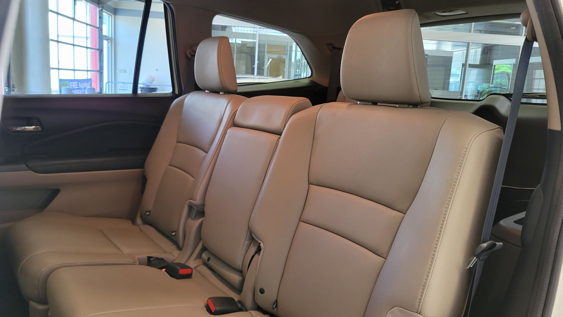 Used 2017 Honda PILOT EX-L AWD / 3.5L V6 / AUTO / SUNROOF / 3-ROW / REARVIEW for sale Sold at Formula Imports in Charlotte NC 28227 62