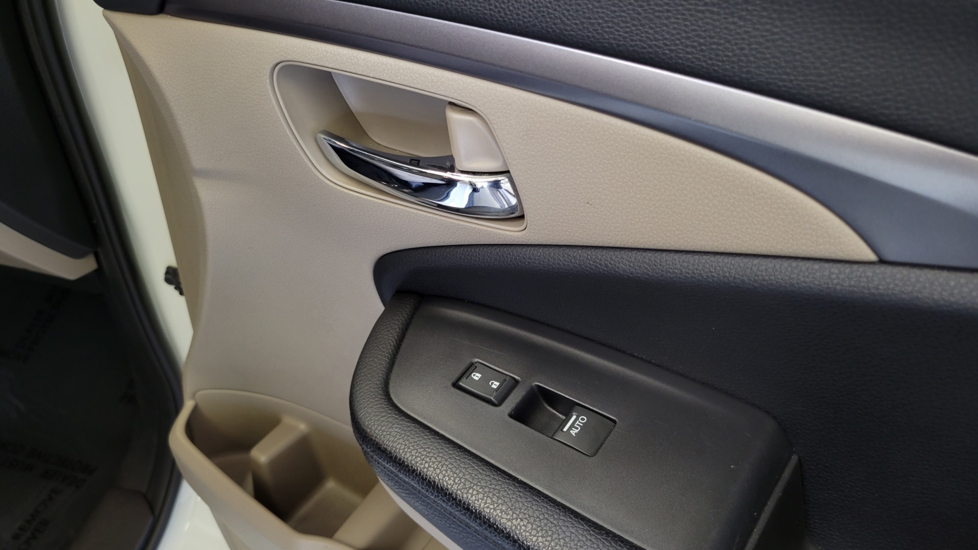 Used 2017 Honda PILOT EX-L AWD / 3.5L V6 / AUTO / SUNROOF / 3-ROW / REARVIEW for sale Sold at Formula Imports in Charlotte NC 28227 66