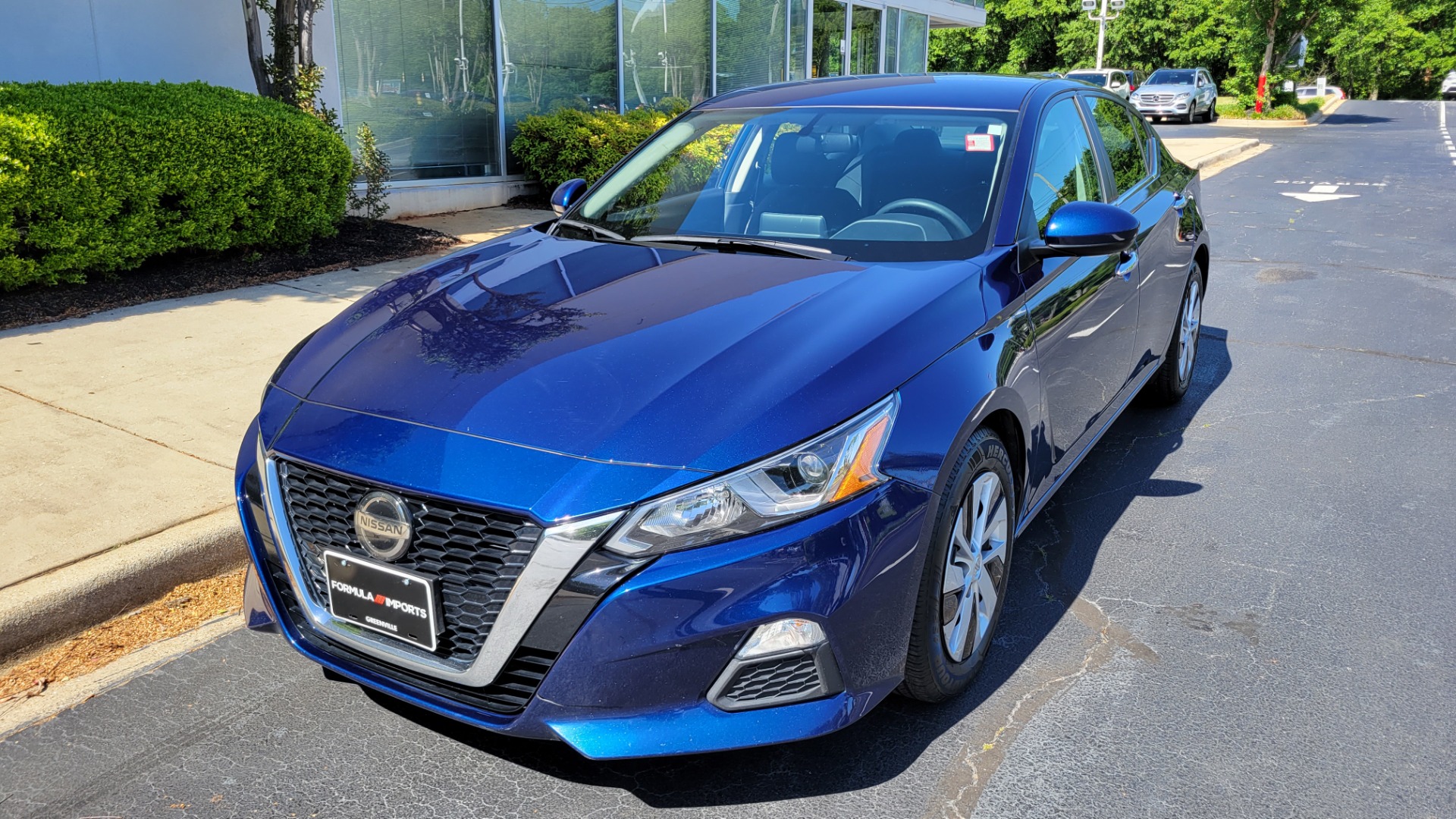 Used 2020 Nissan ALTIMA 2.5 S SEDAN / CVT TRANS / APPLE CARPLAY / REARVIEW for sale Sold at Formula Imports in Charlotte NC 28227 2