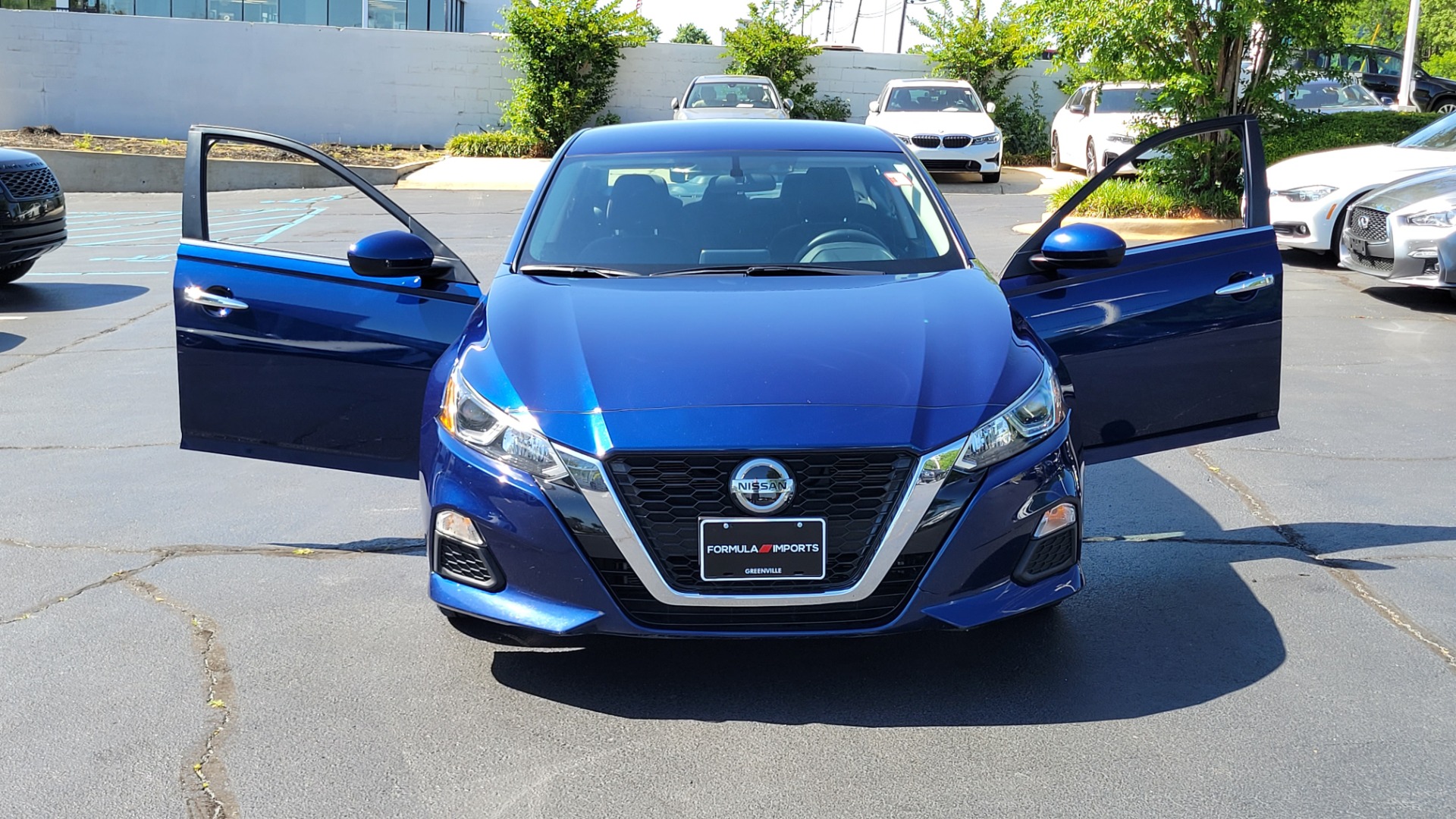 Used 2020 Nissan ALTIMA 2.5 S SEDAN / CVT TRANS / APPLE CARPLAY / REARVIEW for sale $23,995 at Formula Imports in Charlotte NC 28227 21