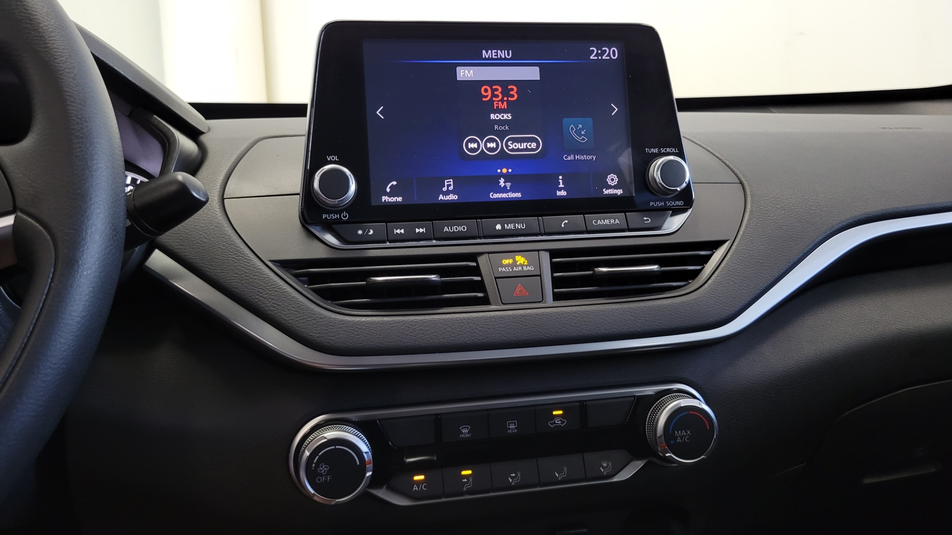 Used 2020 Nissan ALTIMA 2.5 S SEDAN / CVT TRANS / APPLE CARPLAY / REARVIEW for sale $23,995 at Formula Imports in Charlotte NC 28227 39
