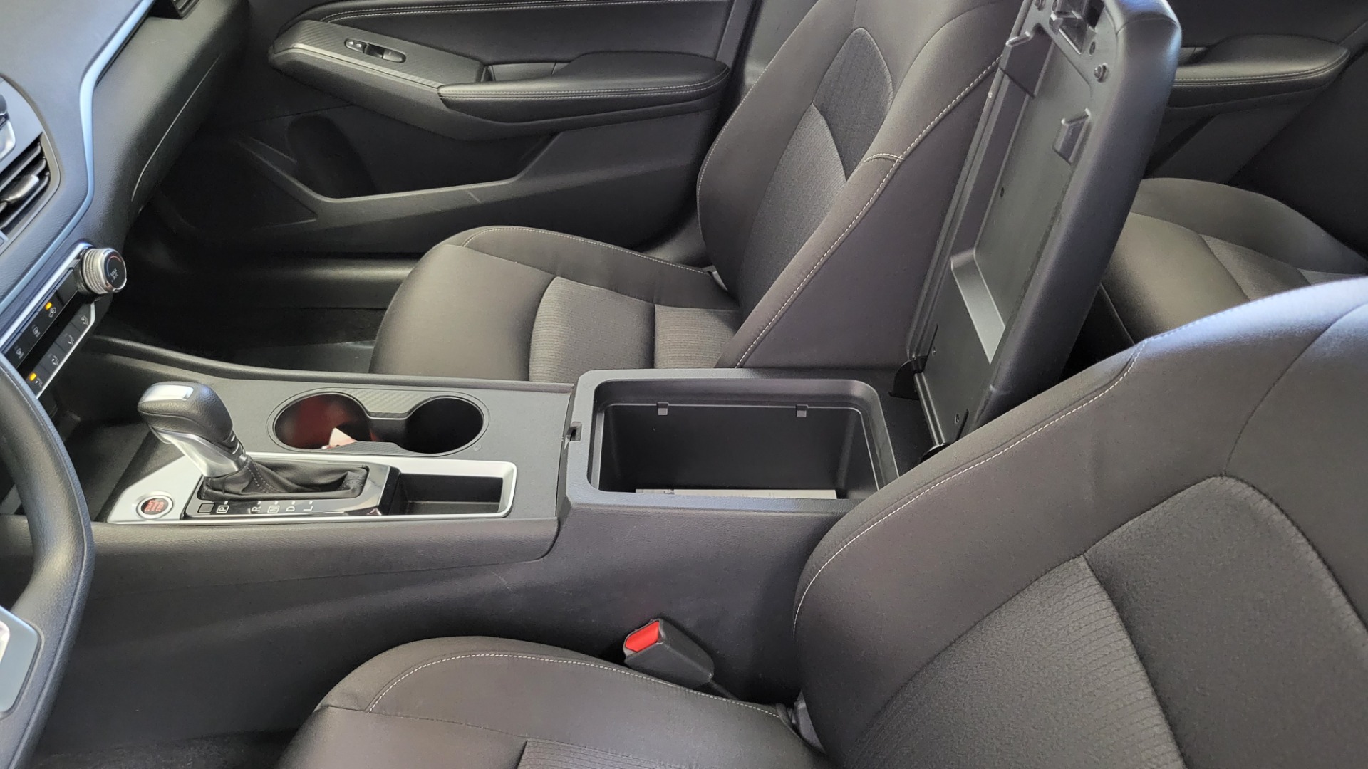 Used 2020 Nissan ALTIMA 2.5 S SEDAN / CVT TRANS / APPLE CARPLAY / REARVIEW for sale Sold at Formula Imports in Charlotte NC 28227 49