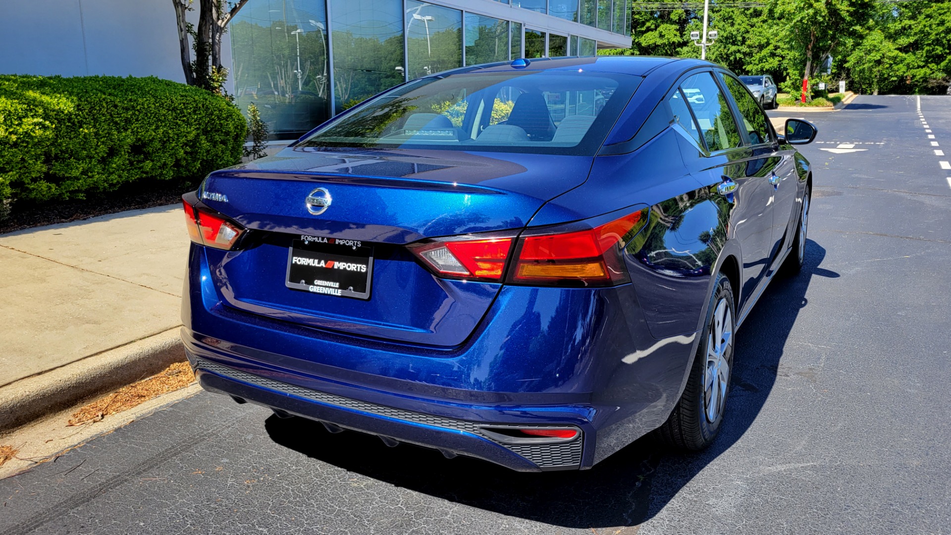 Used 2020 Nissan ALTIMA 2.5 S SEDAN / CVT TRANS / APPLE CARPLAY / REARVIEW for sale Sold at Formula Imports in Charlotte NC 28227 5