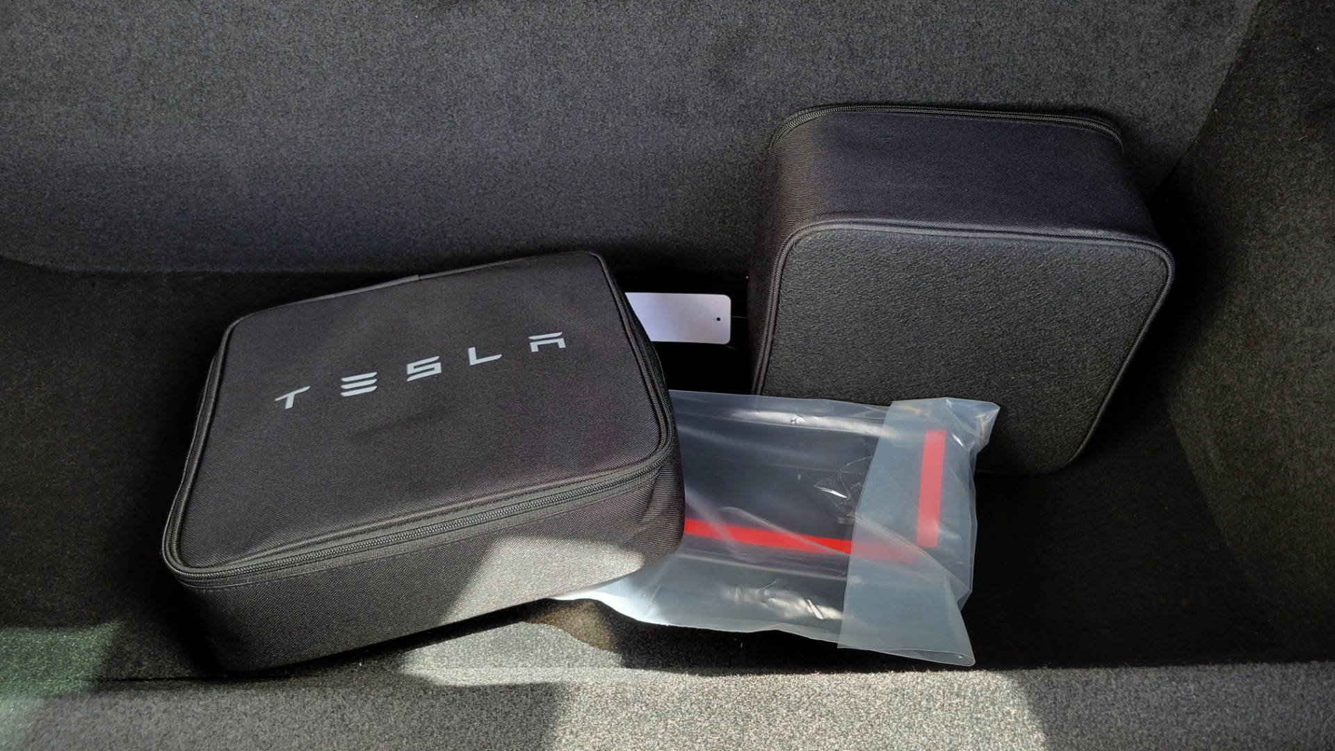 Used 2022 Tesla MODEL X PLAID 1020HP AWD SEDAN / NAV / GLASS ROOF / 3-ROWS / REARVIEW/ LOW MILES for sale Sold at Formula Imports in Charlotte NC 28227 28