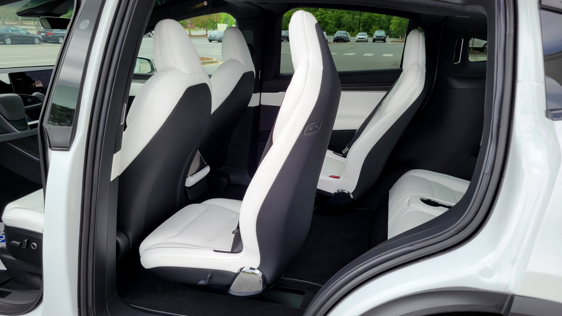 Used 2022 Tesla MODEL X PLAID 1020HP AWD SEDAN / NAV / GLASS ROOF / 3-ROWS / REARVIEW/ LOW MILES for sale Sold at Formula Imports in Charlotte NC 28227 44