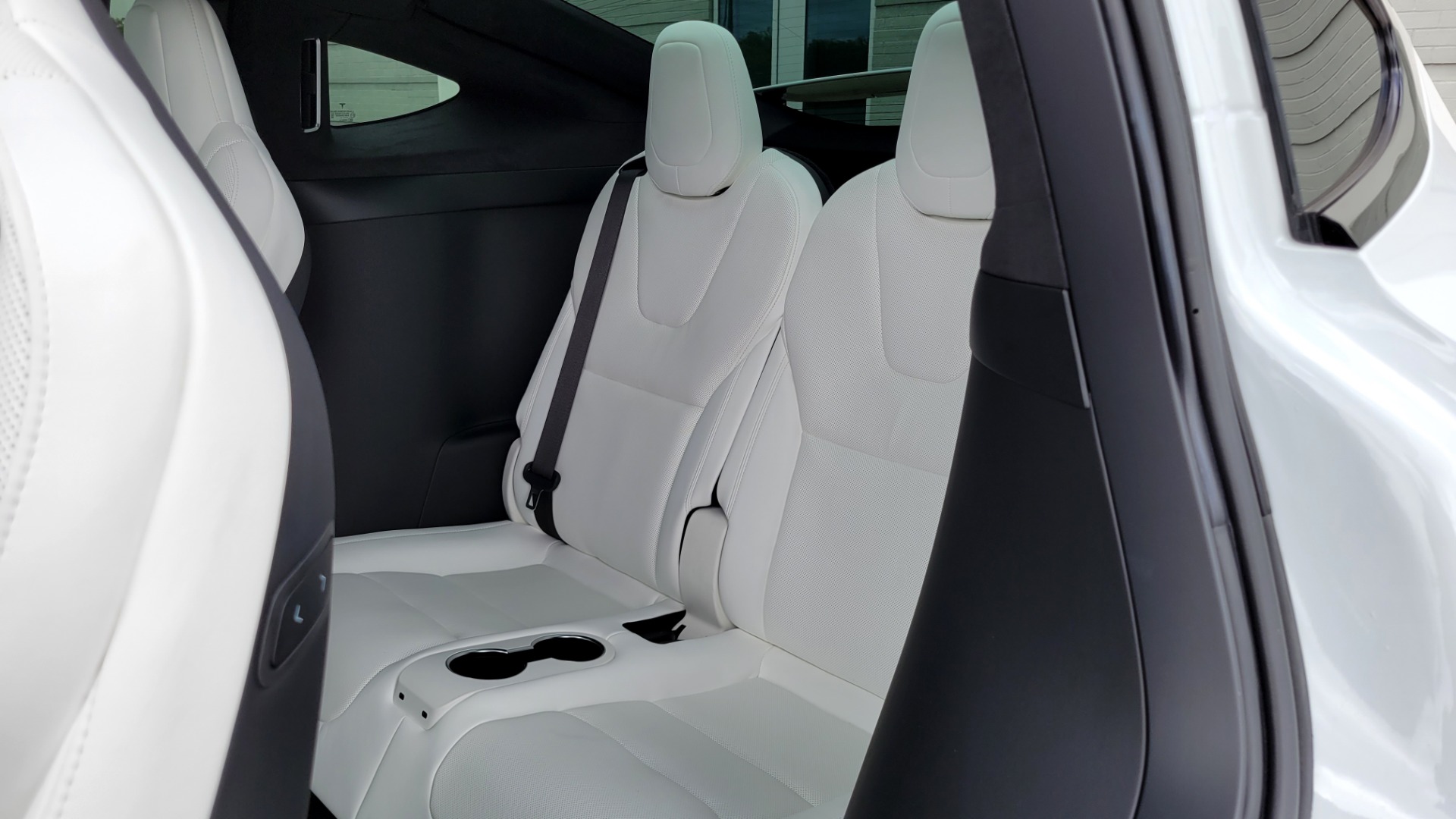 Used 2022 Tesla MODEL X PLAID 1020HP AWD SEDAN / NAV / GLASS ROOF / 3-ROWS / REARVIEW/ LOW MILES for sale Sold at Formula Imports in Charlotte NC 28227 45