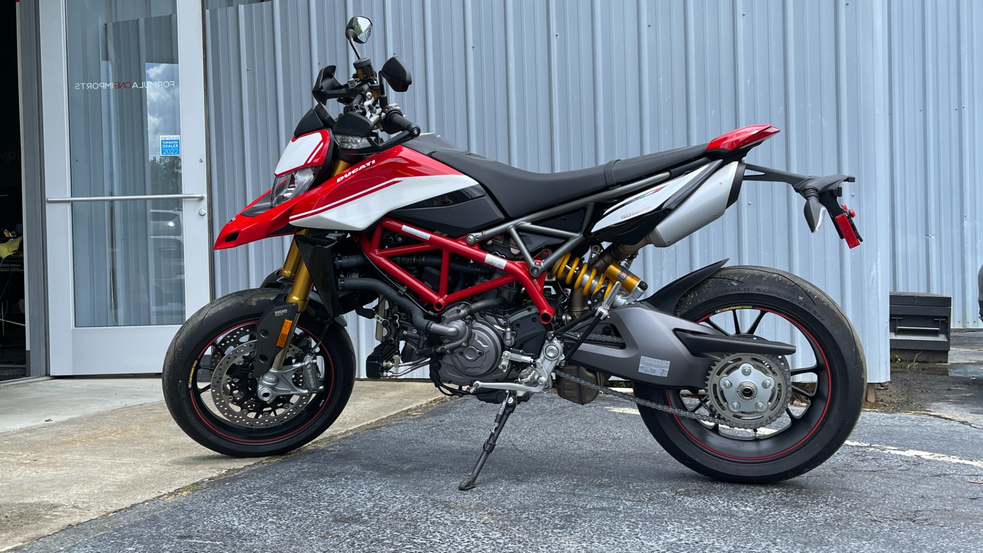 Used 2020 Ducati HYPERMOTARD 950 SP MOTORCYCLE / 114HP (85 kW) / LIKE NEW for sale $16,999 at Formula Imports in Charlotte NC 28227 1
