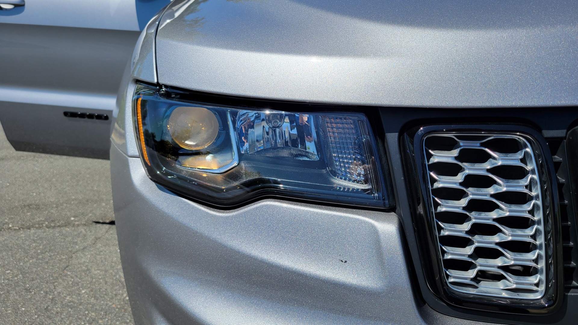 Used 2021 Jeep GRAND CHEROKEE LAREDO X / 3.6L / 4X4 / NAV / ALTITUDE PKG / LEATHER / REARVIEW for sale Sold at Formula Imports in Charlotte NC 28227 23