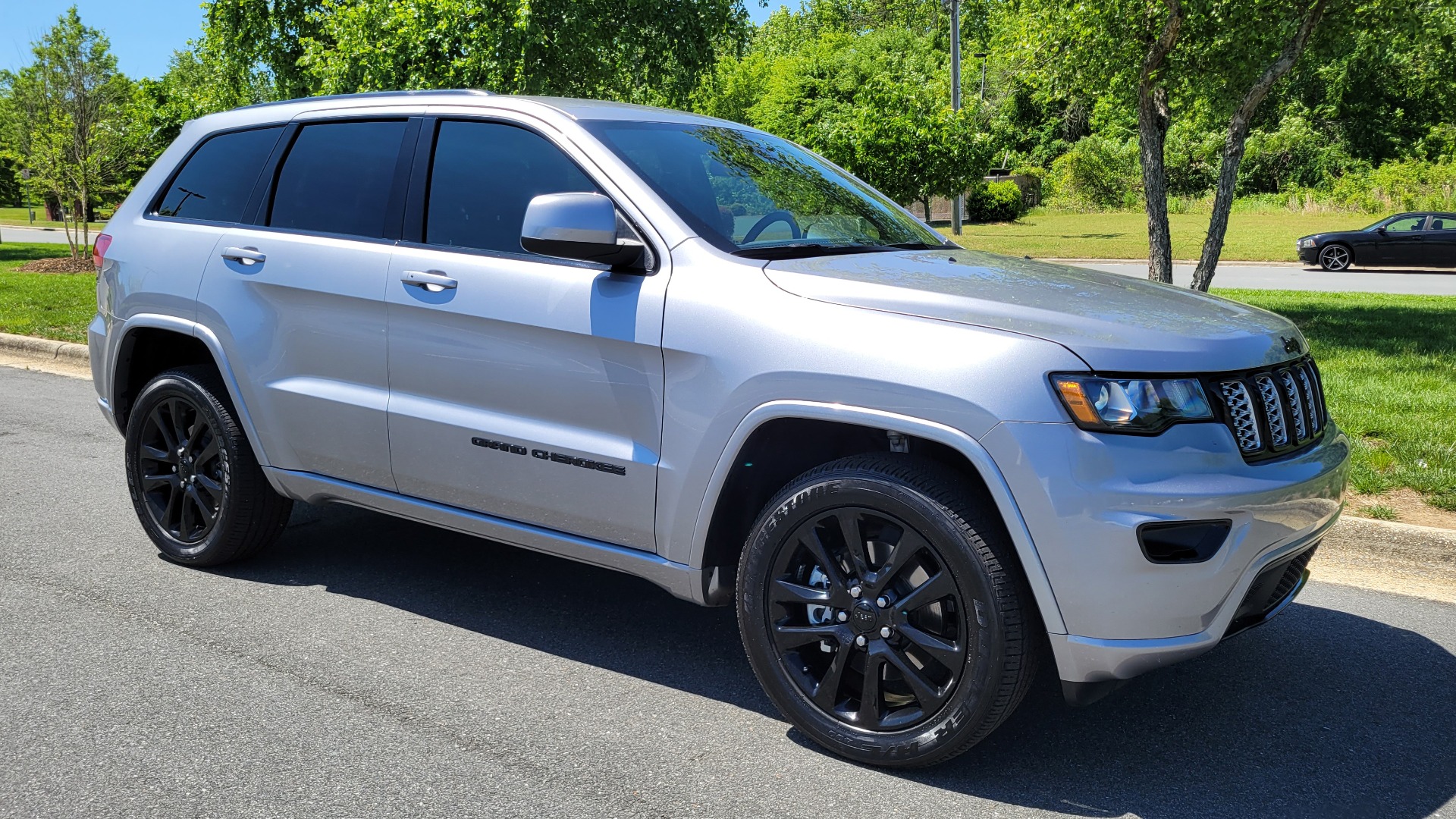 Used 2021 Jeep GRAND CHEROKEE LAREDO X / 3.6L / 4X4 / NAV / ALTITUDE PKG / LEATHER / REARVIEW for sale Sold at Formula Imports in Charlotte NC 28227 7