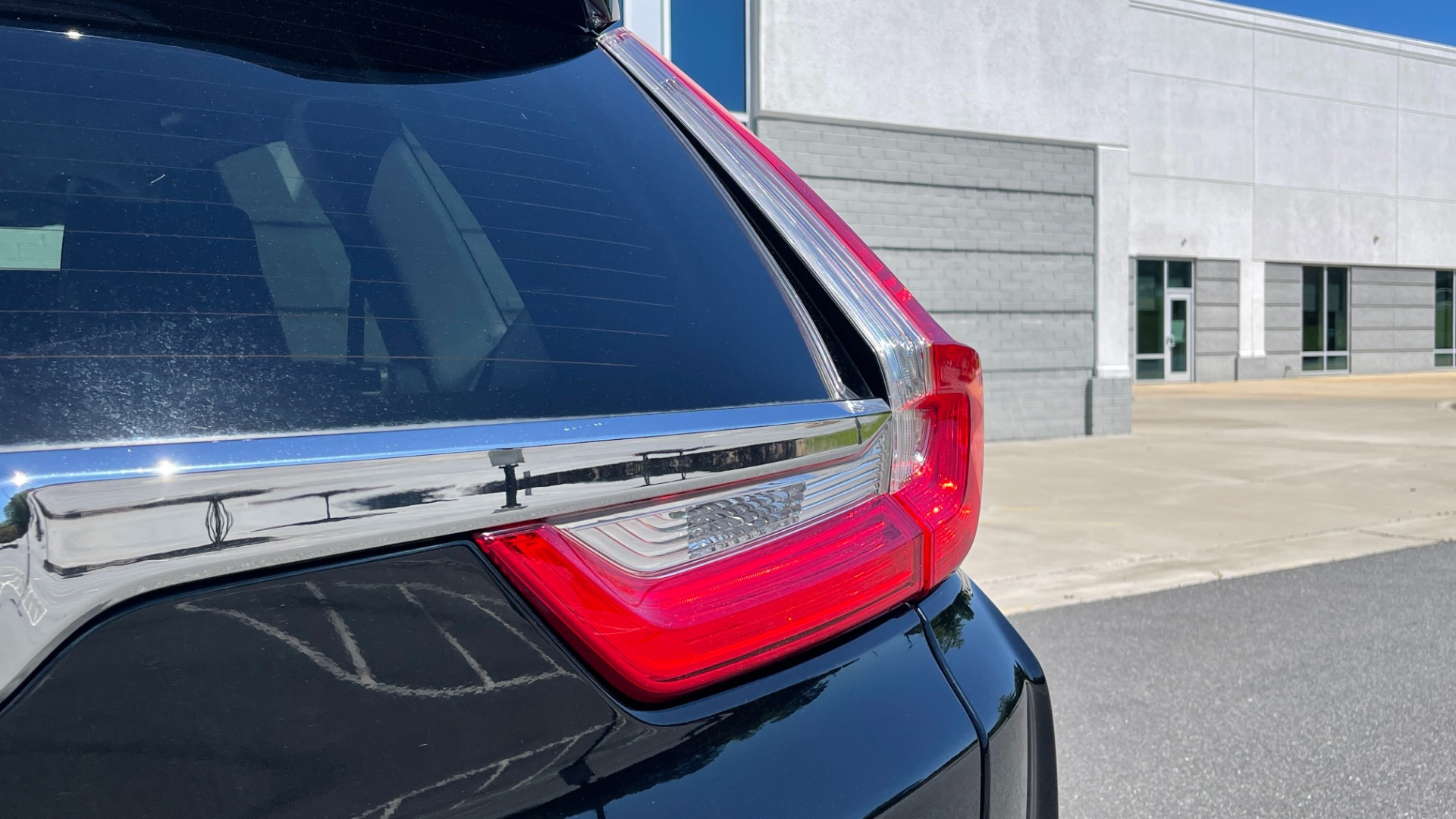 Used 2017 Honda CR-V EX-L / 1.5L TURBO / SUNROOF / BLIND SPOT SYSTEM / REARVIEW for sale Sold at Formula Imports in Charlotte NC 28227 18