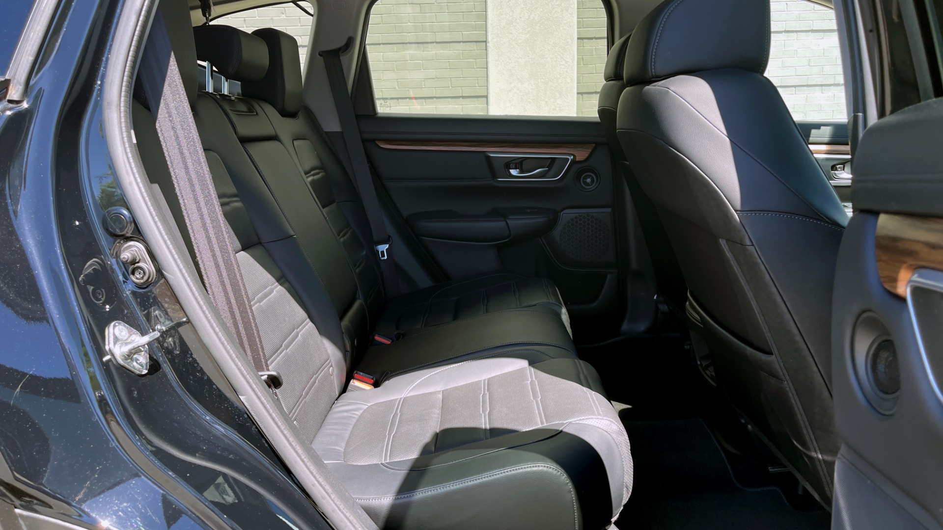 Used 2017 Honda CR-V EX-L / 1.5L TURBO / SUNROOF / BLIND SPOT SYSTEM / REARVIEW for sale Sold at Formula Imports in Charlotte NC 28227 54