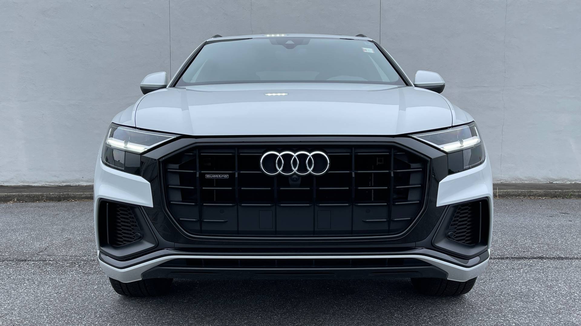 Used 2020 Audi Q8 PREMIUM PLUS / NAV / S-LINE / TOWING / BLACK OPTIC / B&O SND / REARVIEW for sale Sold at Formula Imports in Charlotte NC 28227 11