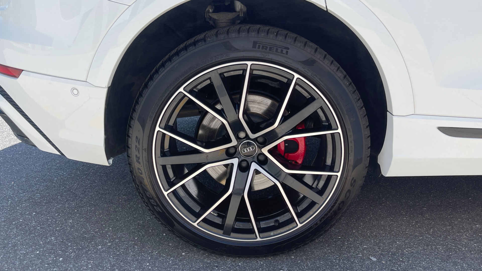 Used 2020 Audi Q8 PREMIUM PLUS / NAV / S-LINE / TOWING / BLACK OPTIC / B&O SND / REARVIEW for sale Sold at Formula Imports in Charlotte NC 28227 52