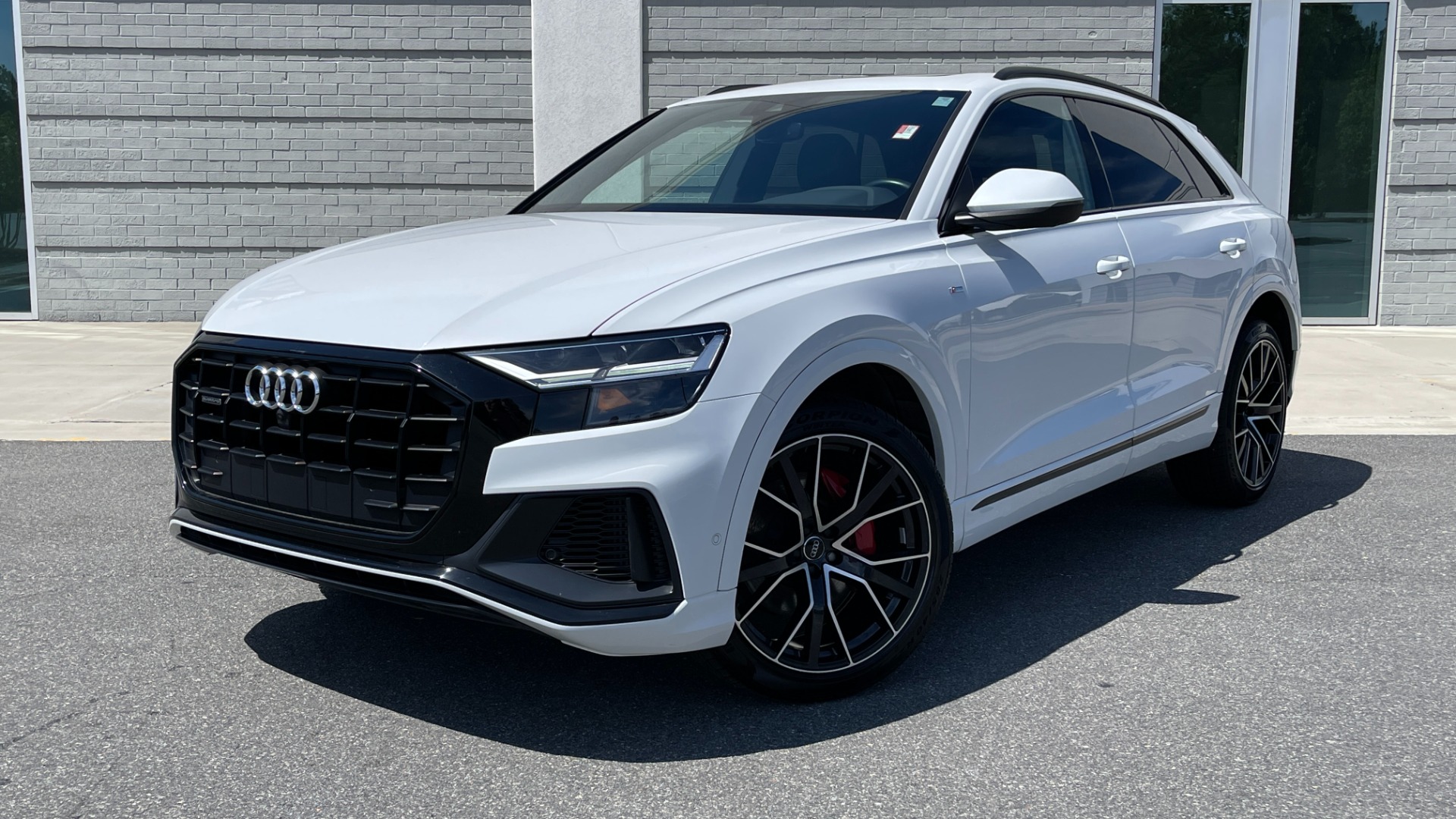 Used 2020 Audi Q8 PREMIUM PLUS / NAV / S-LINE / TOWING / BLACK OPTIC / B&O SND / REARVIEW for sale Sold at Formula Imports in Charlotte NC 28227 60
