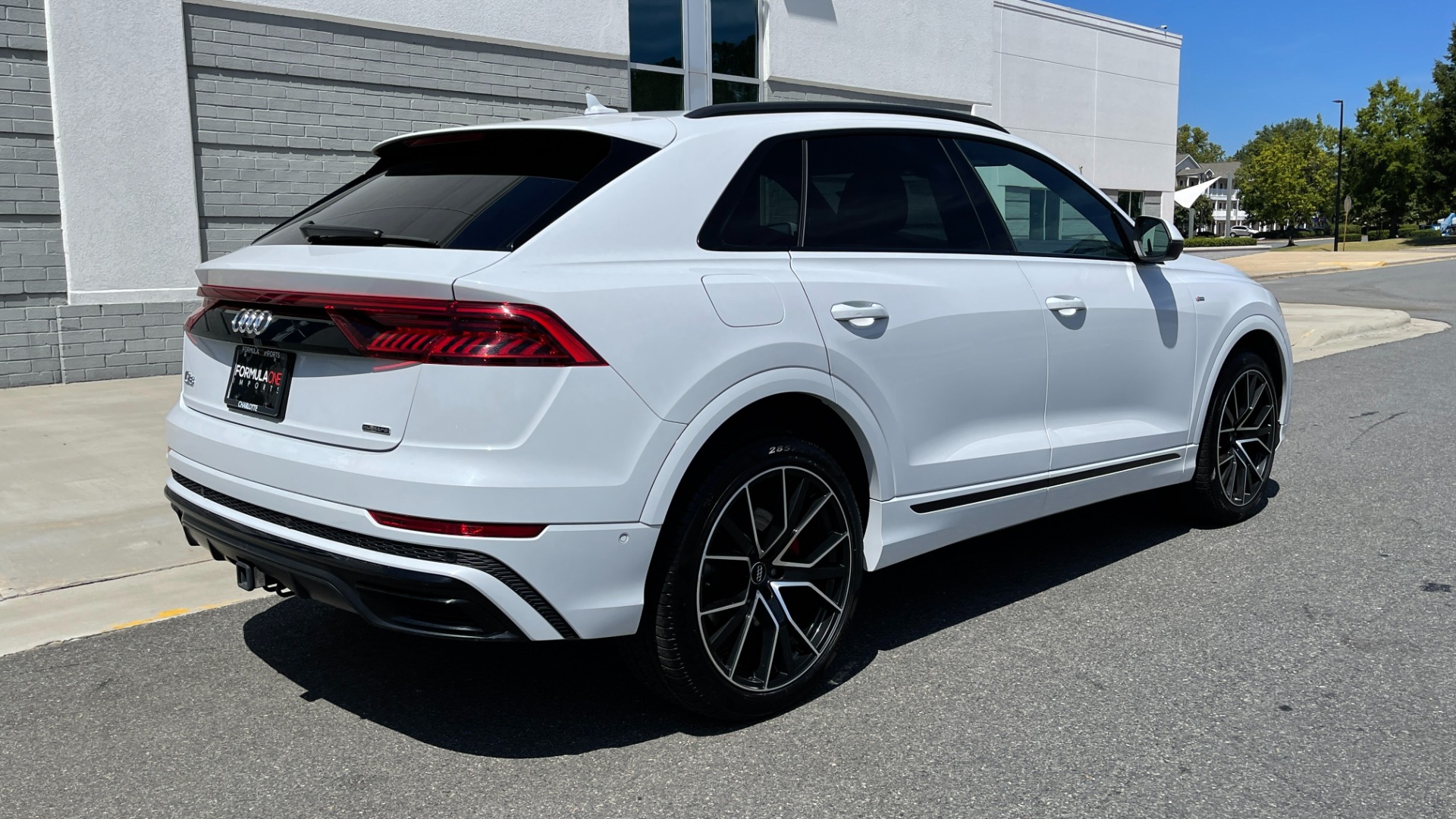 Used 2020 Audi Q8 PREMIUM PLUS / NAV / S-LINE / TOWING / BLACK OPTIC / B&O SND / REARVIEW for sale $63,995 at Formula Imports in Charlotte NC 28227 7