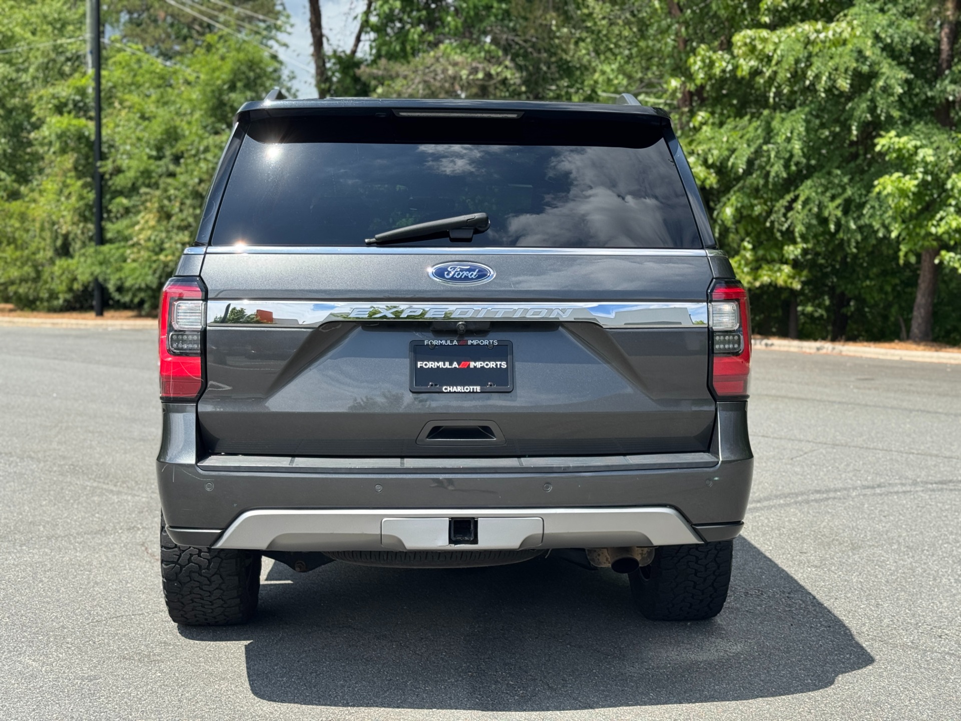 Used 2018 Ford Expedition Limited for sale Sold at Formula Imports in Charlotte NC 28227 10