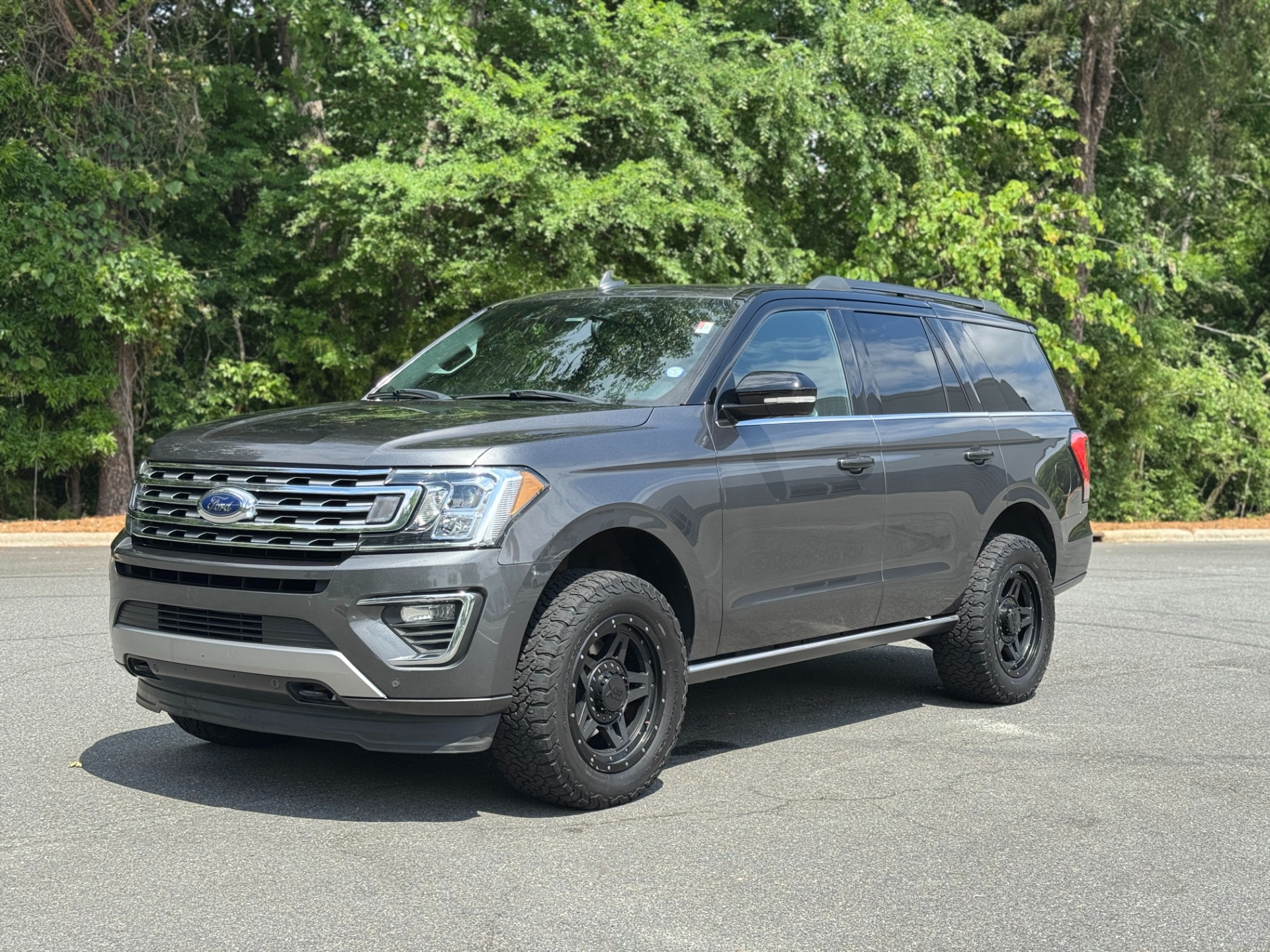 Used 2018 Ford Expedition Limited for sale Sold at Formula Imports in Charlotte NC 28227 4