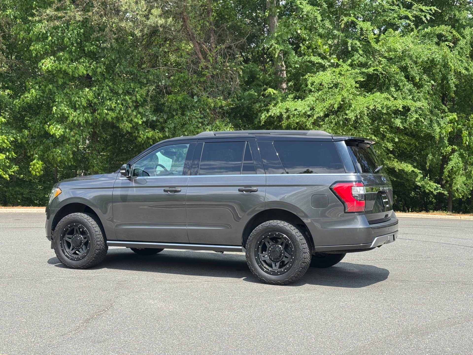 Used 2018 Ford Expedition Limited for sale Sold at Formula Imports in Charlotte NC 28227 7