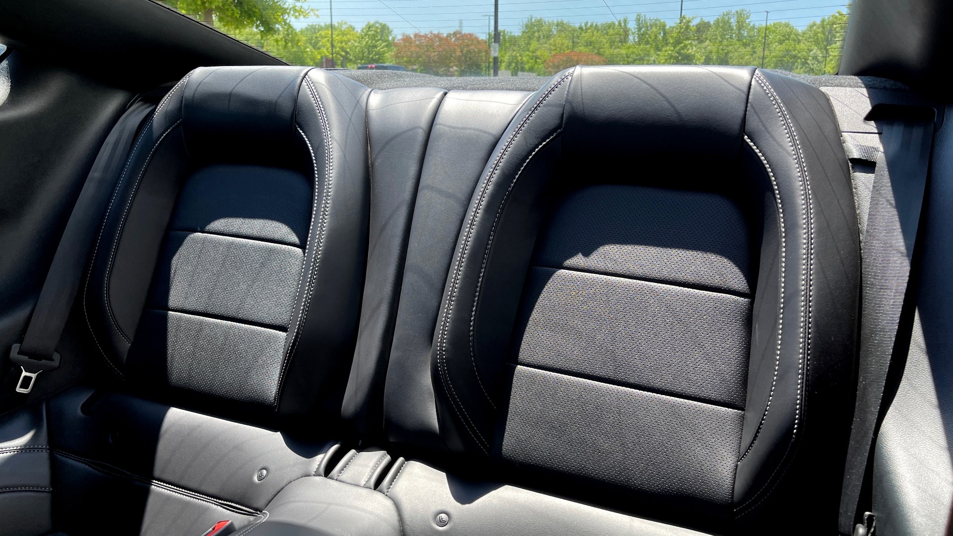 Used 2019 Ford MUSTANG GT PREMIUM COUPE / MANUAL / NAV /A/C / VENTILATED SEATS / 19IN WHLS / REARV for sale Sold at Formula Imports in Charlotte NC 28227 33