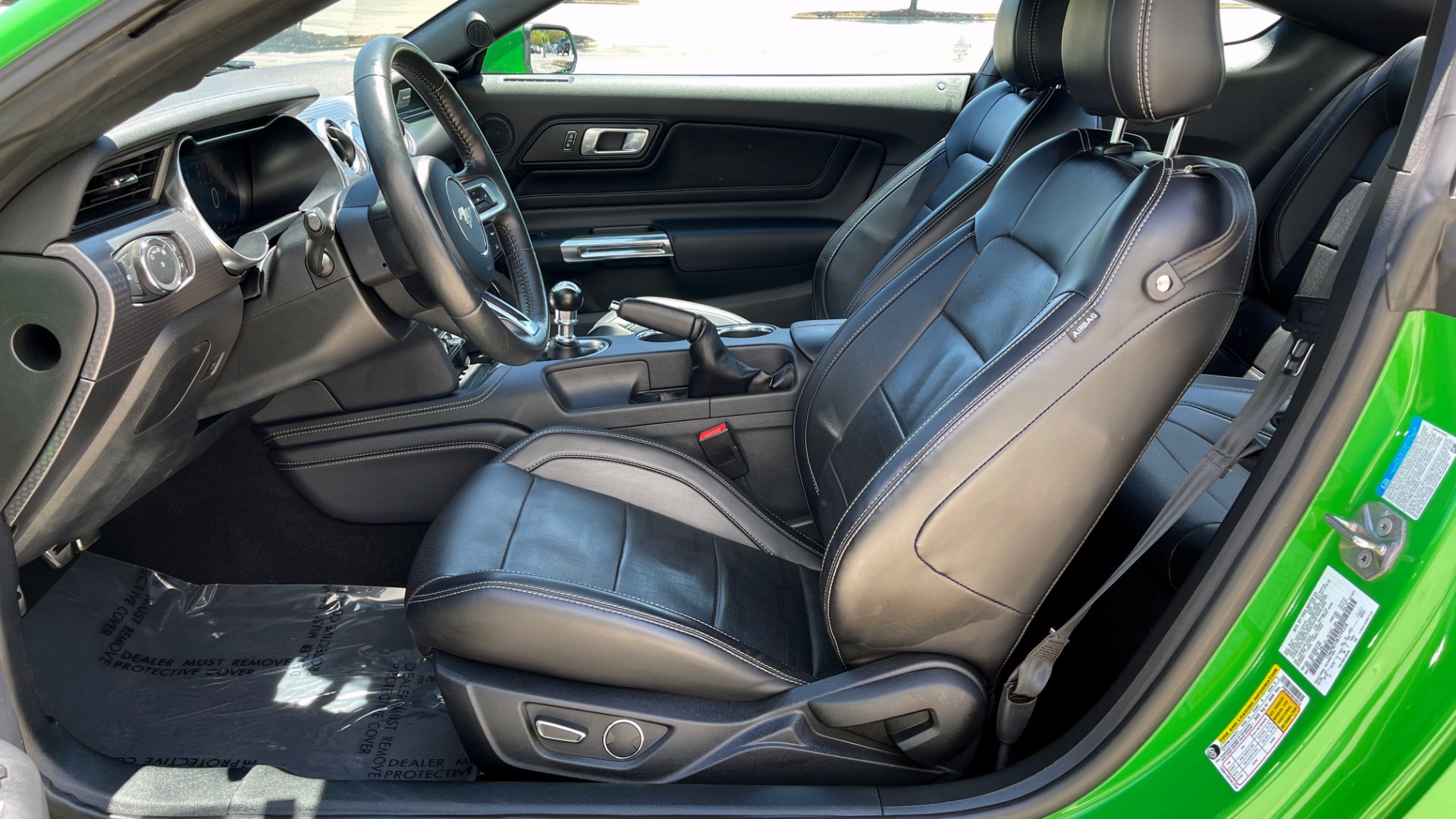 Used 2019 Ford MUSTANG GT PREMIUM COUPE / MANUAL / NAV /A/C / VENTILATED SEATS / 19IN WHLS / REARV for sale Sold at Formula Imports in Charlotte NC 28227 35