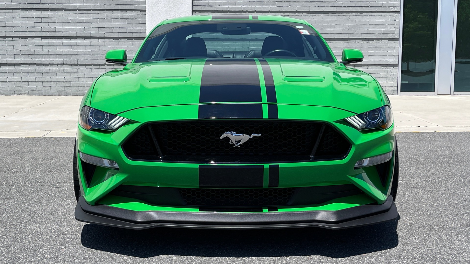 Used 2019 Ford MUSTANG GT PREMIUM COUPE / MANUAL / NAV /A/C / VENTILATED SEATS / 19IN WHLS / REARV for sale Sold at Formula Imports in Charlotte NC 28227 7