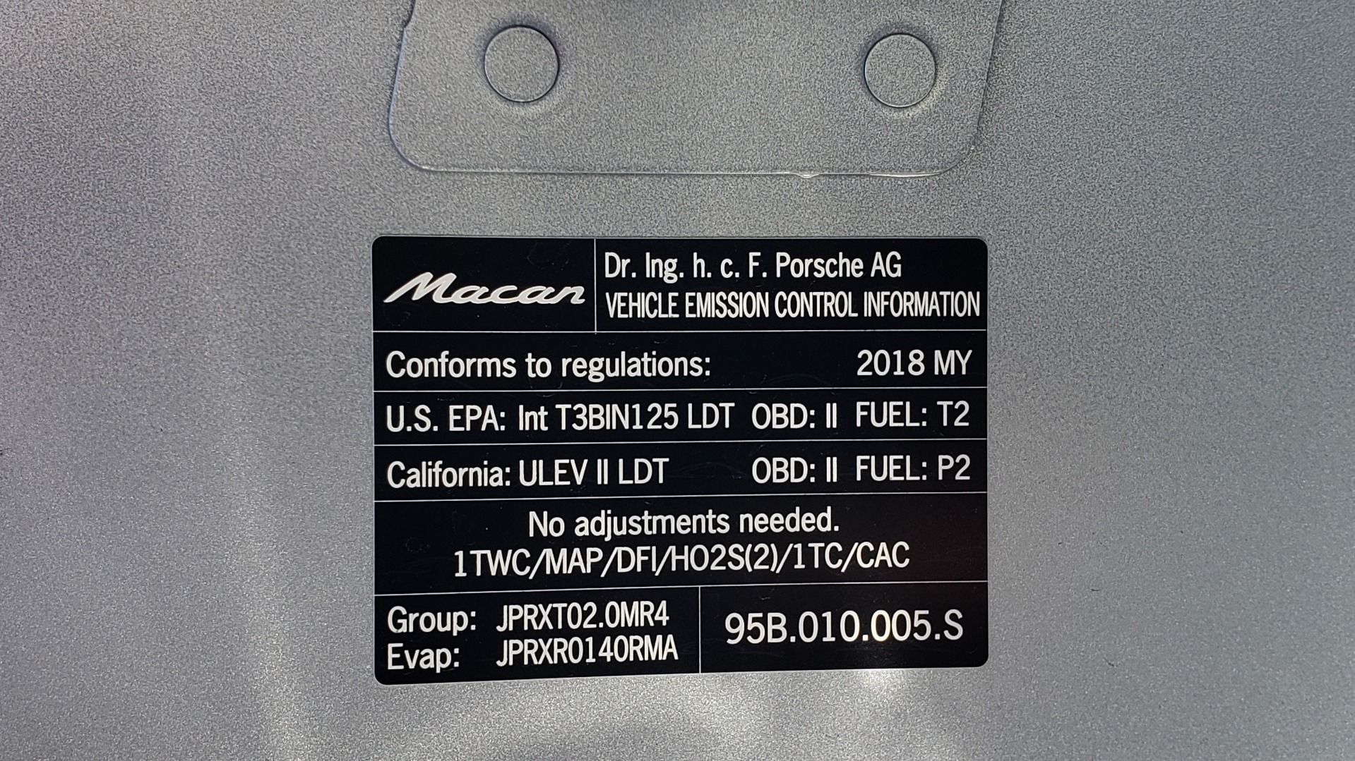 Used 2018 Porsche MACAN AWD / PDK / NAV / PANO-ROOF / BOSE / REARVIEW / LCA for sale Sold at Formula Imports in Charlotte NC 28227 11