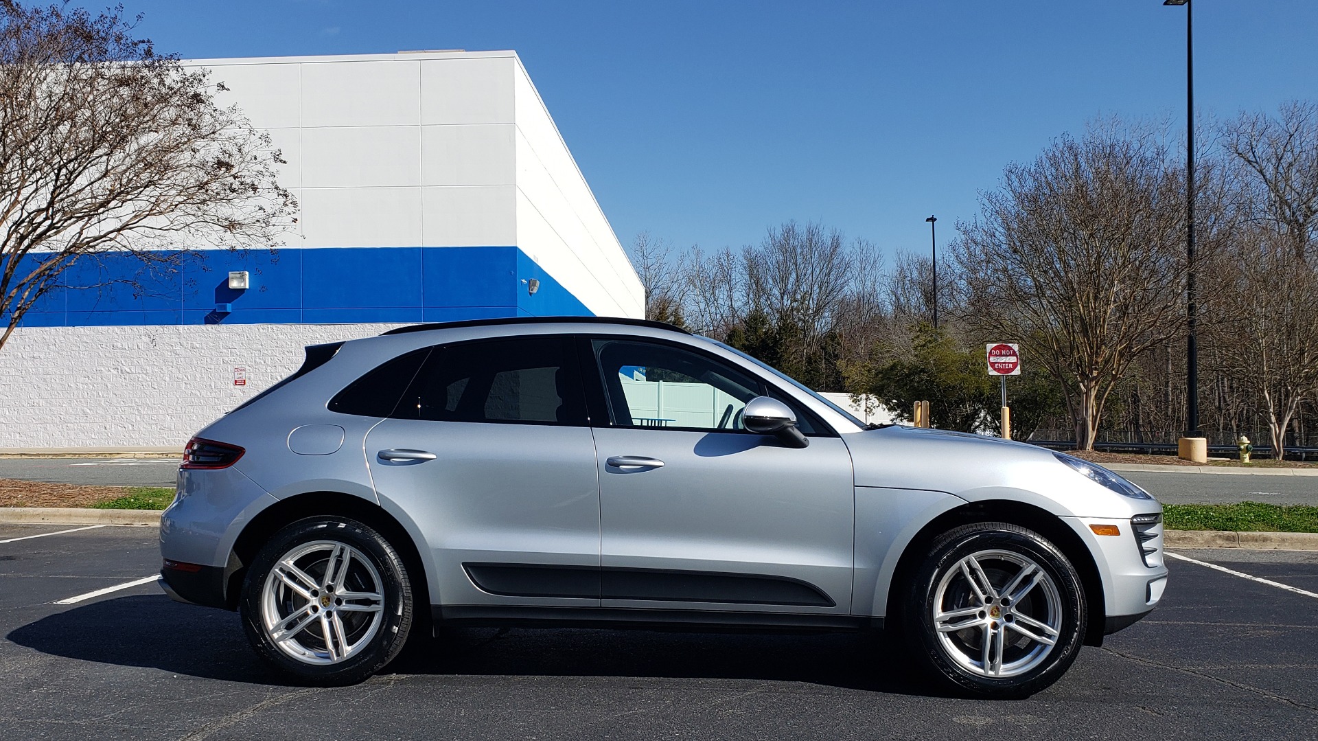 Used 2018 Porsche MACAN AWD / PDK / NAV / PANO-ROOF / BOSE / REARVIEW / LCA for sale Sold at Formula Imports in Charlotte NC 28227 5