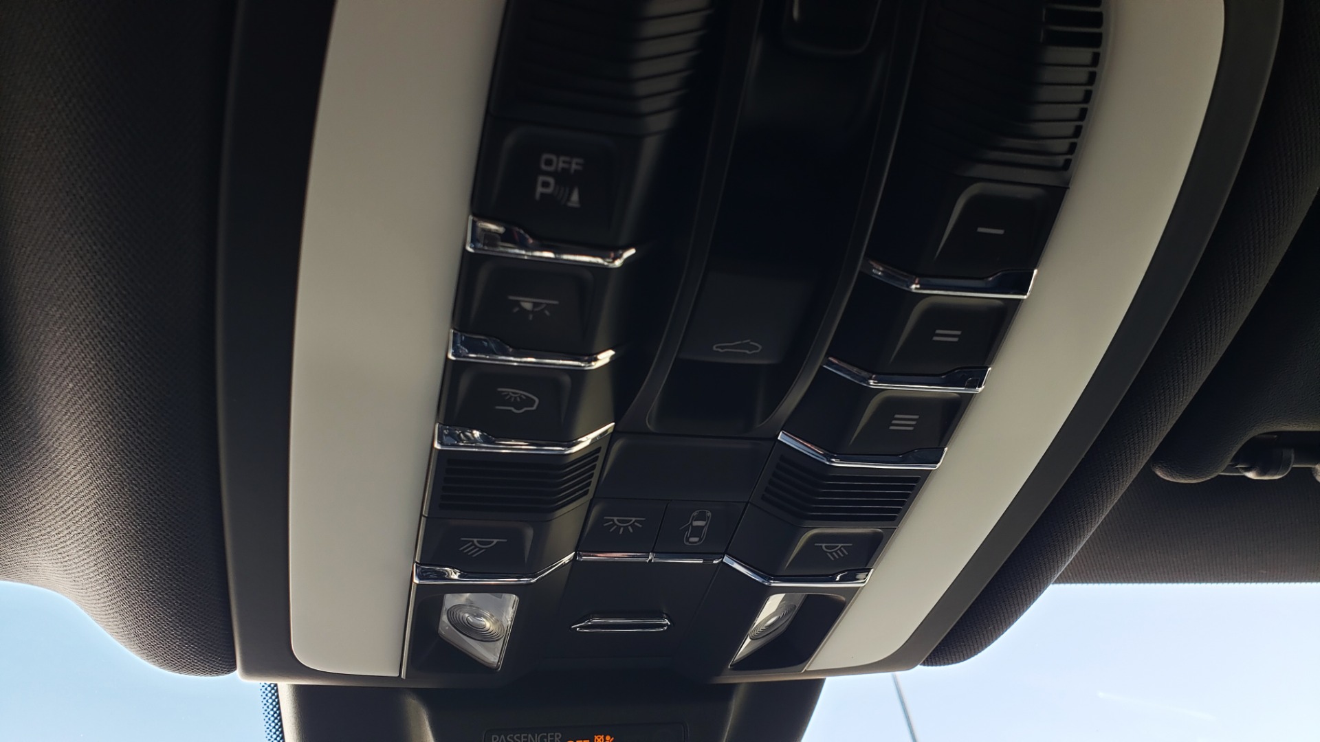 Used 2018 Porsche MACAN AWD / PDK / NAV / PANO-ROOF / BOSE / REARVIEW / LCA for sale Sold at Formula Imports in Charlotte NC 28227 54