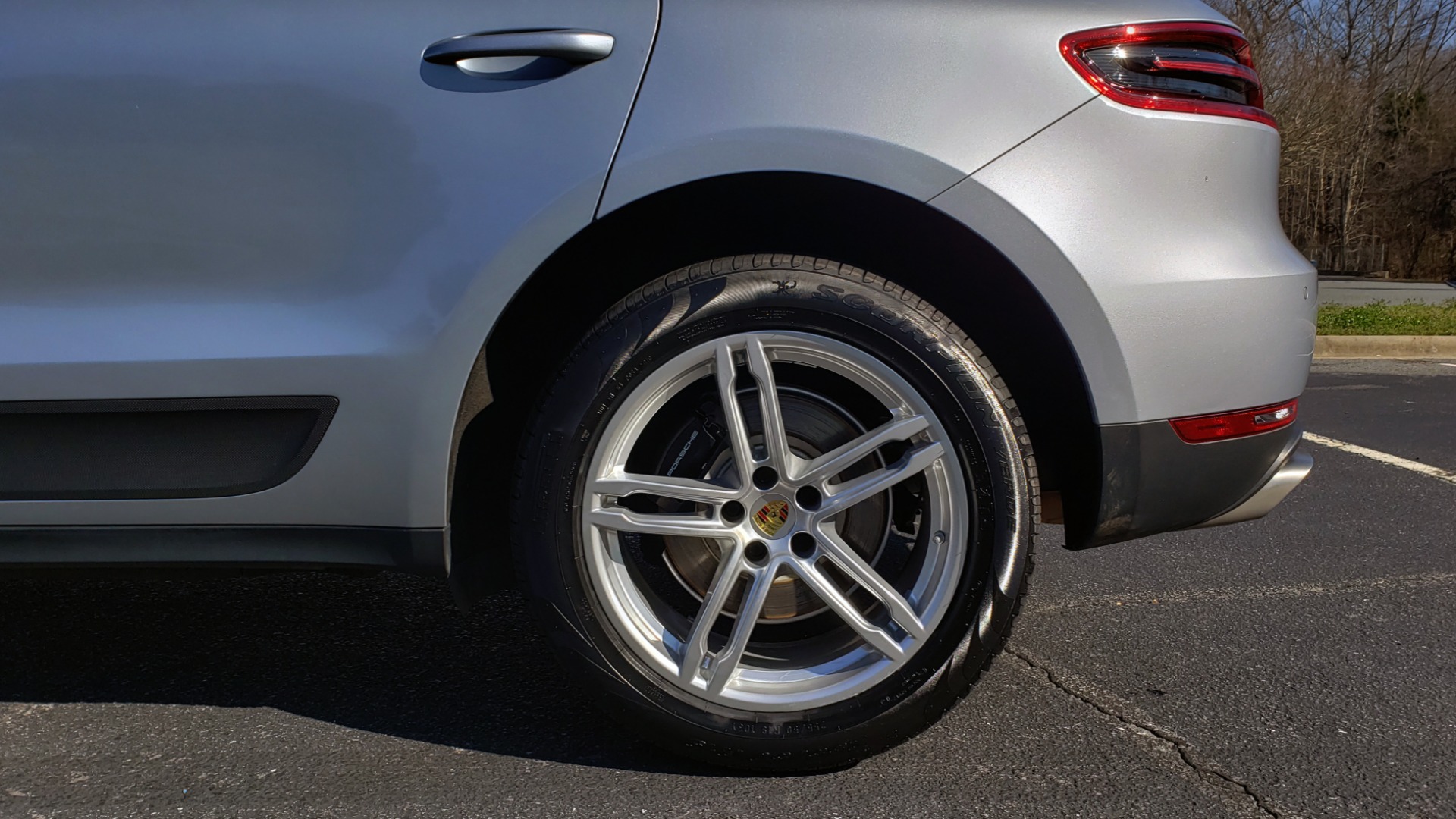 Used 2018 Porsche MACAN AWD / PDK / NAV / PANO-ROOF / BOSE / REARVIEW / LCA for sale Sold at Formula Imports in Charlotte NC 28227 84