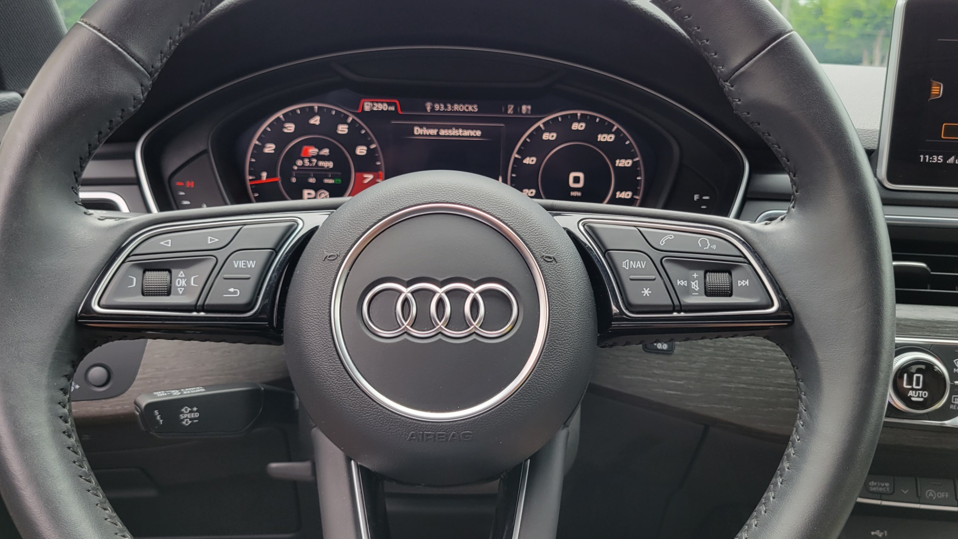 Used 2019 Audi A4 PREMIUM PLUS QUATTRO / SPORT / NAV / SUNROOF / REARVIEW for sale $37,495 at Formula Imports in Charlotte NC 28227 30