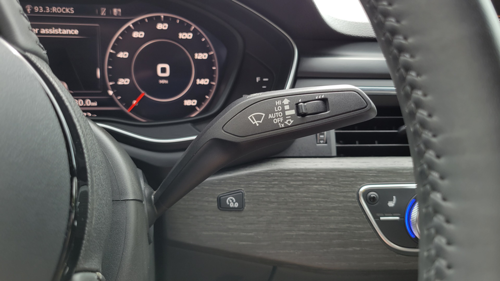 Used 2019 Audi A4 PREMIUM PLUS QUATTRO / SPORT / NAV / SUNROOF / REARVIEW for sale Sold at Formula Imports in Charlotte NC 28227 33