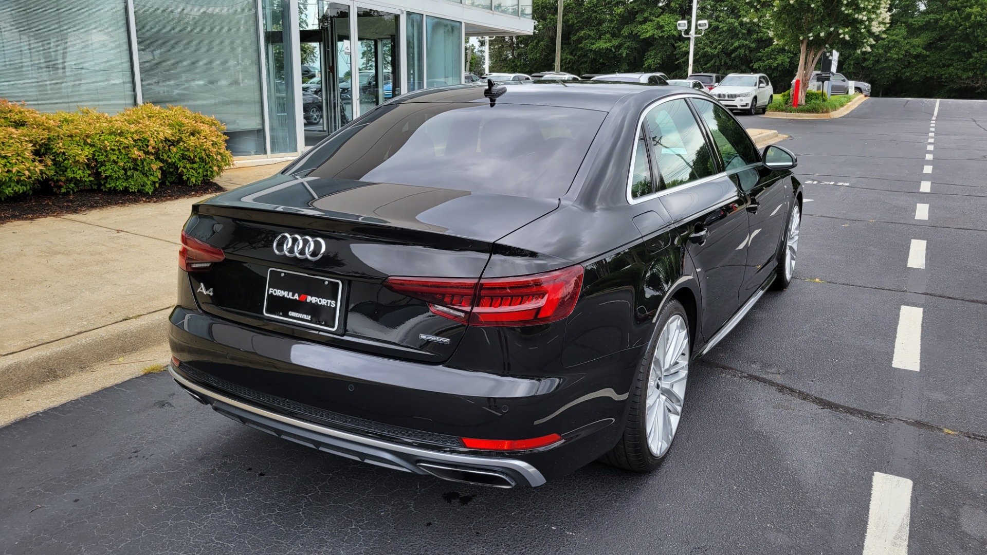 Used 2019 Audi A4 PREMIUM PLUS QUATTRO / SPORT / NAV / SUNROOF / REARVIEW for sale $37,495 at Formula Imports in Charlotte NC 28227 5