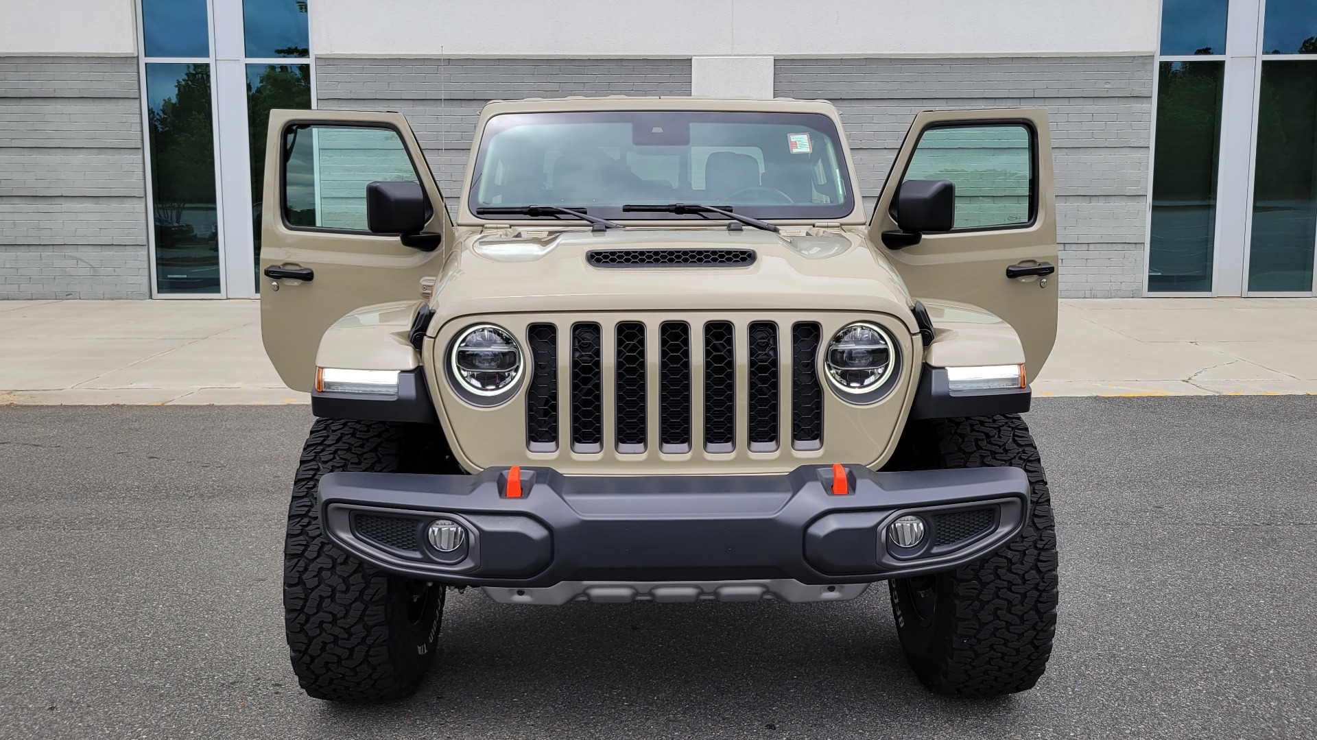 Used 2020 Jeep GLADIATOR MOJAVE 4X4 / 3.6L / AUTO / NAV / COLOR HARD-TOP / ALPINE / REARVIEW for sale $58,995 at Formula Imports in Charlotte NC 28227 56