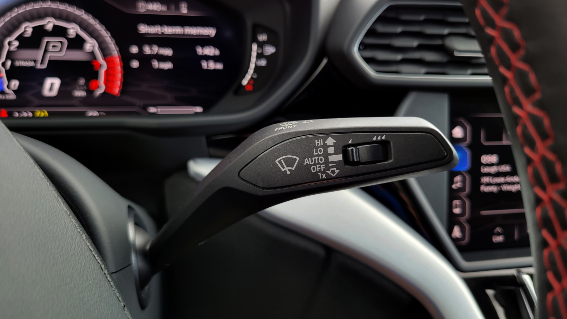 Used 2019 Lamborghini URUS 4.0L V8 / AUTO / AWD / NAV / SUNROOF / LEATHER / REARVIEW for sale Sold at Formula Imports in Charlotte NC 28227 77
