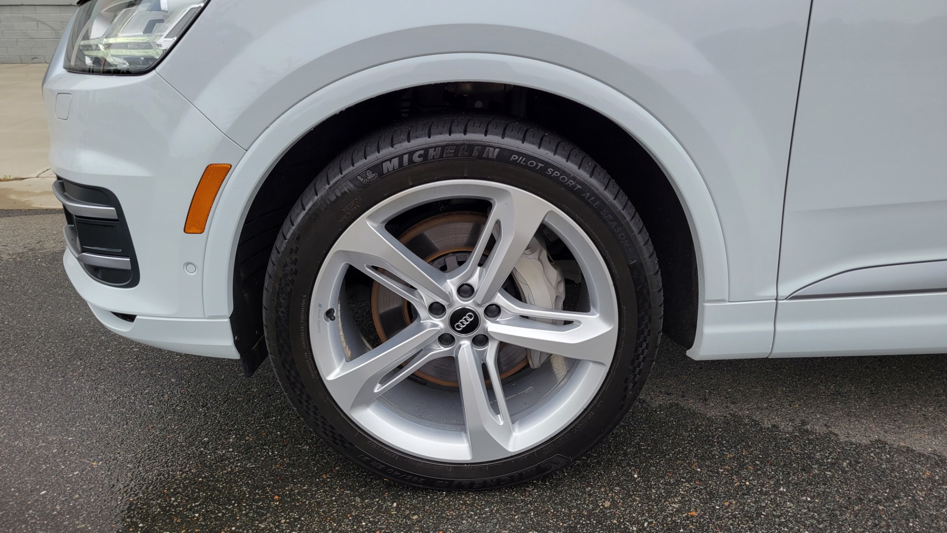 Used 2019 Audi Q7 PRESTIGE / CONV PKG / BOSE / HUD / CLD WTHR / TOWING / REARVIEW for sale Sold at Formula Imports in Charlotte NC 28227 101