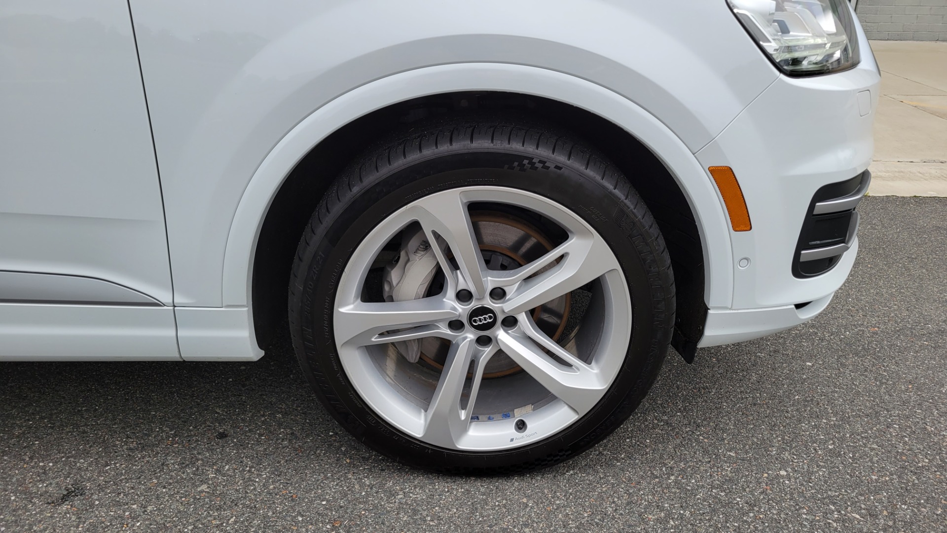 Used 2019 Audi Q7 PRESTIGE / CONV PKG / BOSE / HUD / CLD WTHR / TOWING / REARVIEW for sale Sold at Formula Imports in Charlotte NC 28227 104
