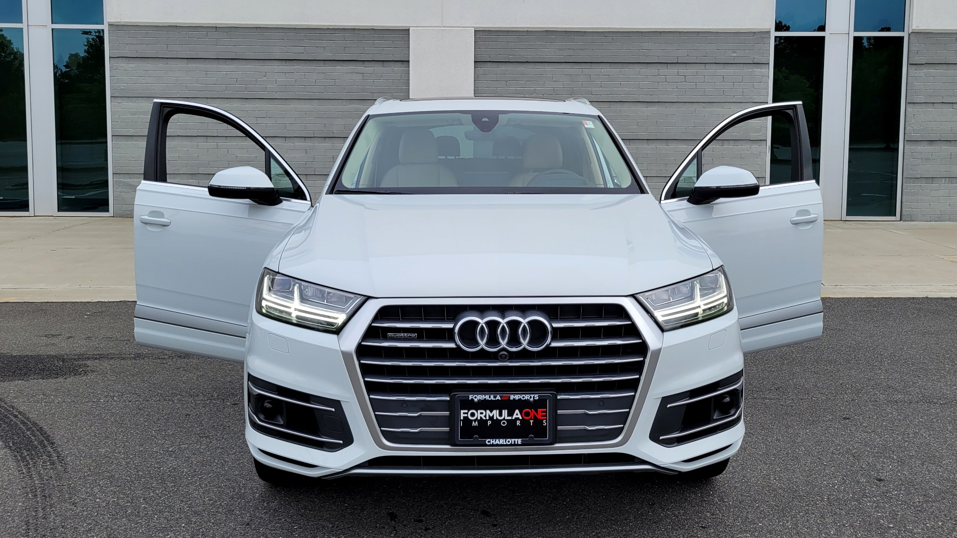 Used 2019 Audi Q7 PRESTIGE / CONV PKG / BOSE / HUD / CLD WTHR / TOWING / REARVIEW for sale $50,295 at Formula Imports in Charlotte NC 28227 27