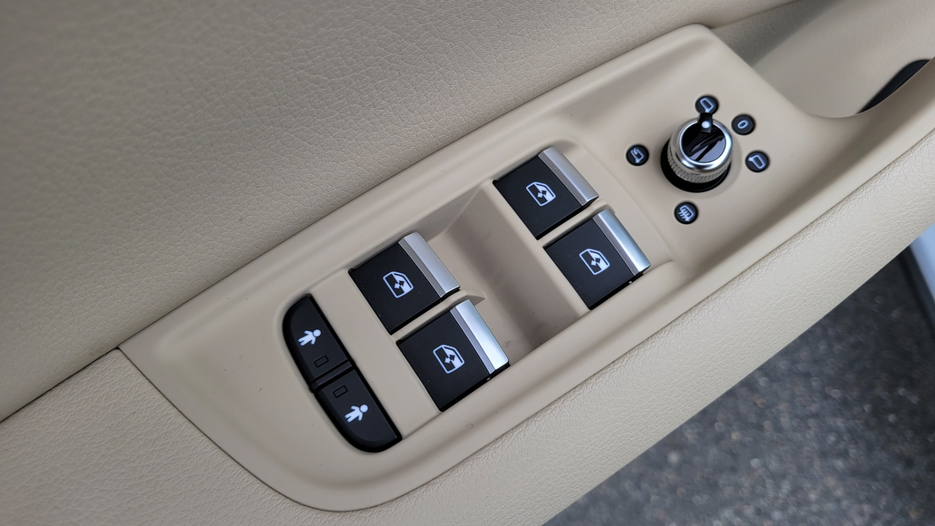 Used 2019 Audi Q7 PRESTIGE / CONV PKG / BOSE / HUD / CLD WTHR / TOWING / REARVIEW for sale Sold at Formula Imports in Charlotte NC 28227 41