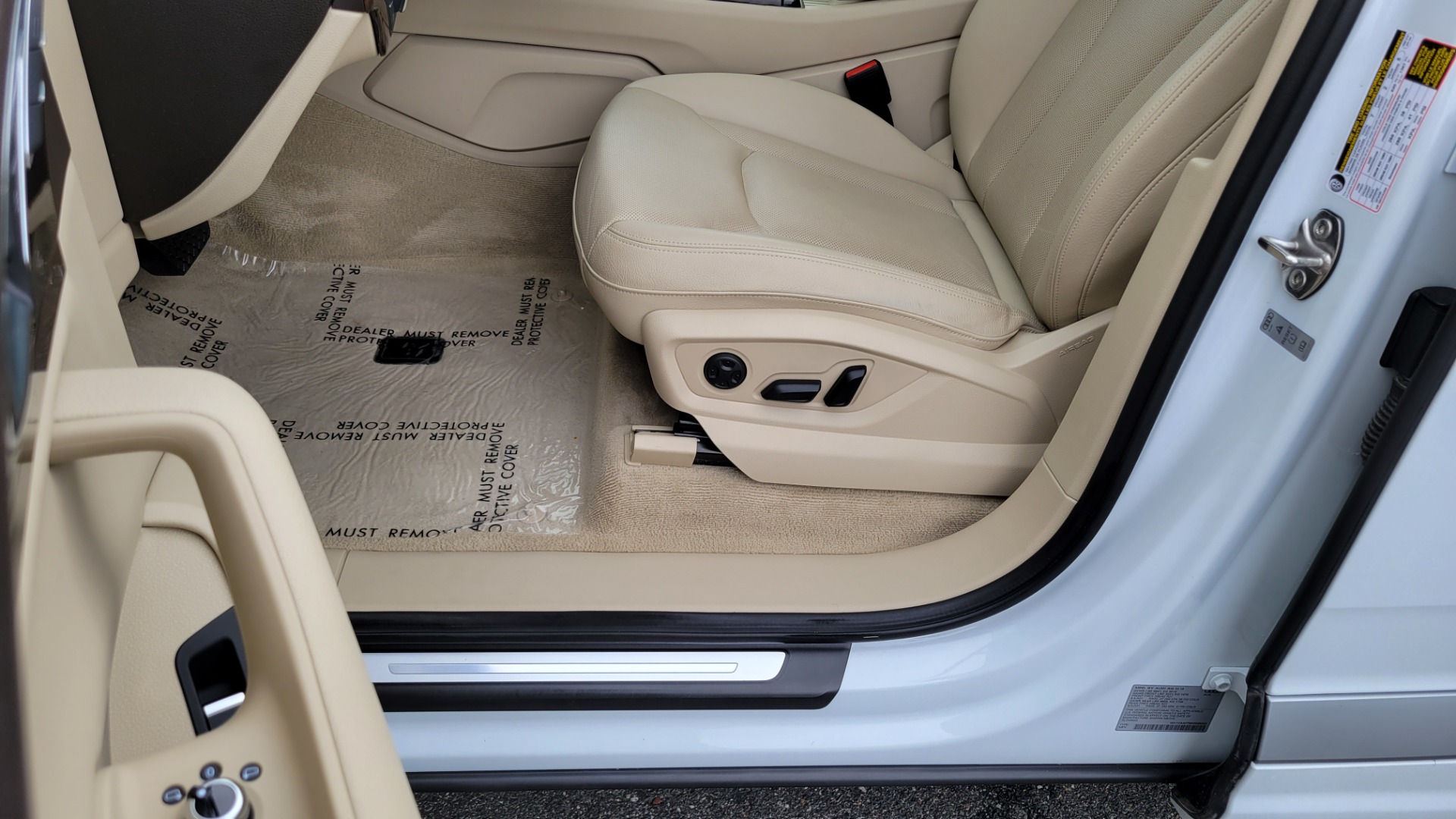 Used 2019 Audi Q7 PRESTIGE / CONV PKG / BOSE / HUD / CLD WTHR / TOWING / REARVIEW for sale Sold at Formula Imports in Charlotte NC 28227 44
