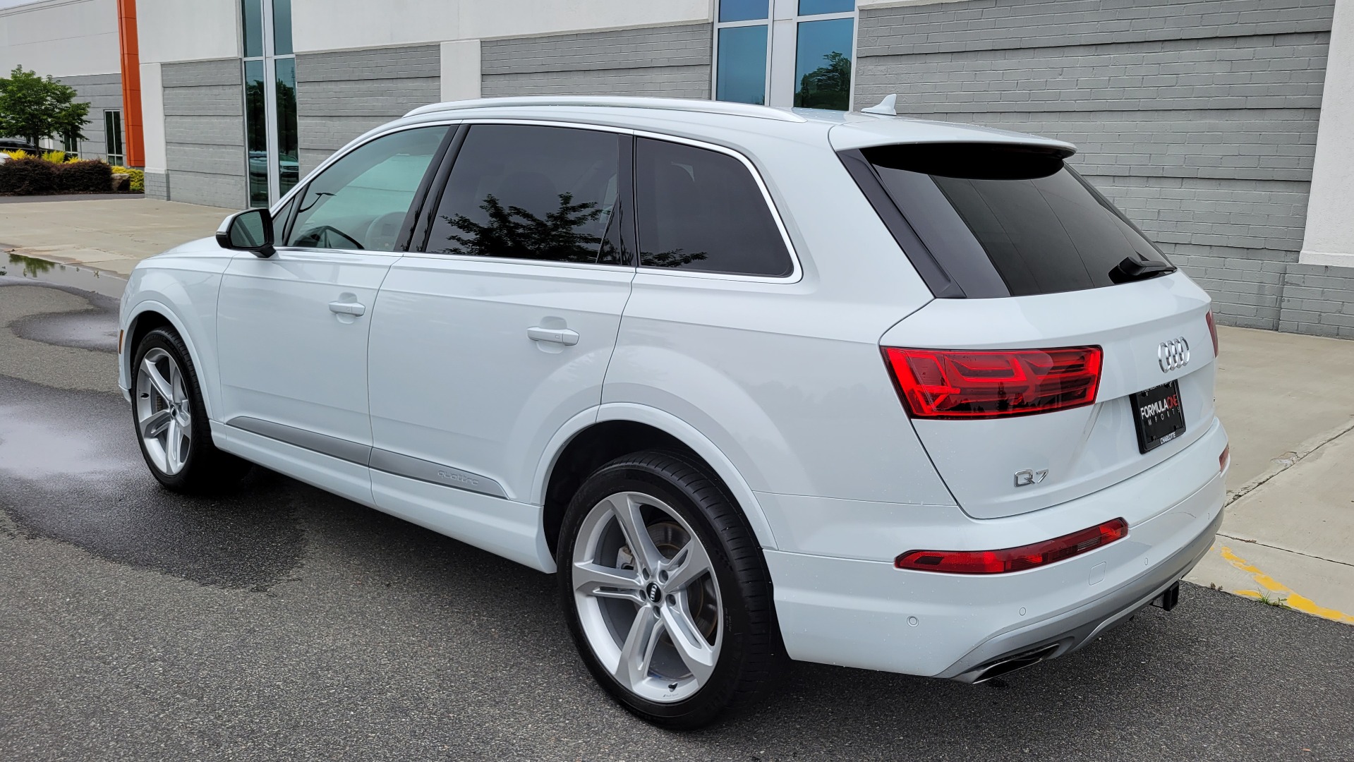 Used 2019 Audi Q7 PRESTIGE / CONV PKG / BOSE / HUD / CLD WTHR / TOWING / REARVIEW for sale Sold at Formula Imports in Charlotte NC 28227 5