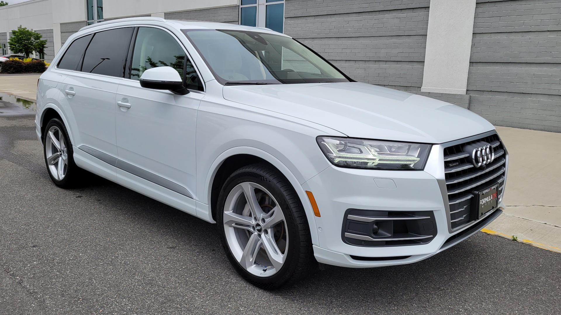 Used 2019 Audi Q7 PRESTIGE / CONV PKG / BOSE / HUD / CLD WTHR / TOWING / REARVIEW for sale Sold at Formula Imports in Charlotte NC 28227 6