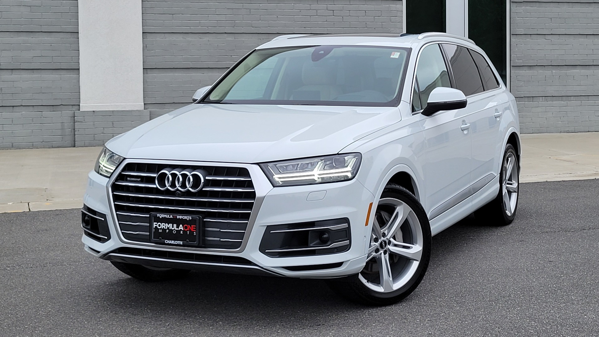 Used 2019 Audi Q7 PRESTIGE / CONV PKG / BOSE / HUD / CLD WTHR / TOWING / REARVIEW for sale $50,295 at Formula Imports in Charlotte NC 28227 7