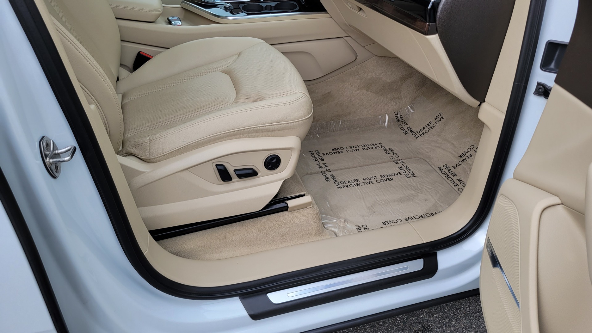 Used 2019 Audi Q7 PRESTIGE / CONV PKG / BOSE / HUD / CLD WTHR / TOWING / REARVIEW for sale Sold at Formula Imports in Charlotte NC 28227 85